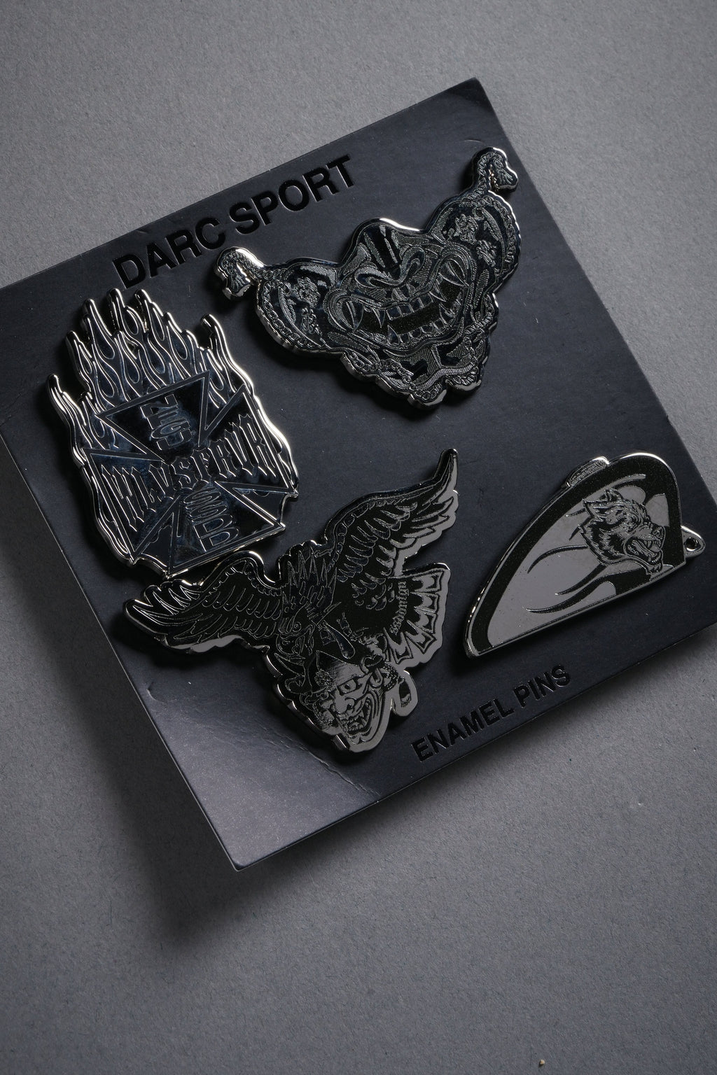 Bushido Icons Enamel 4 Pin Pack in Silver/Black — imagem 3