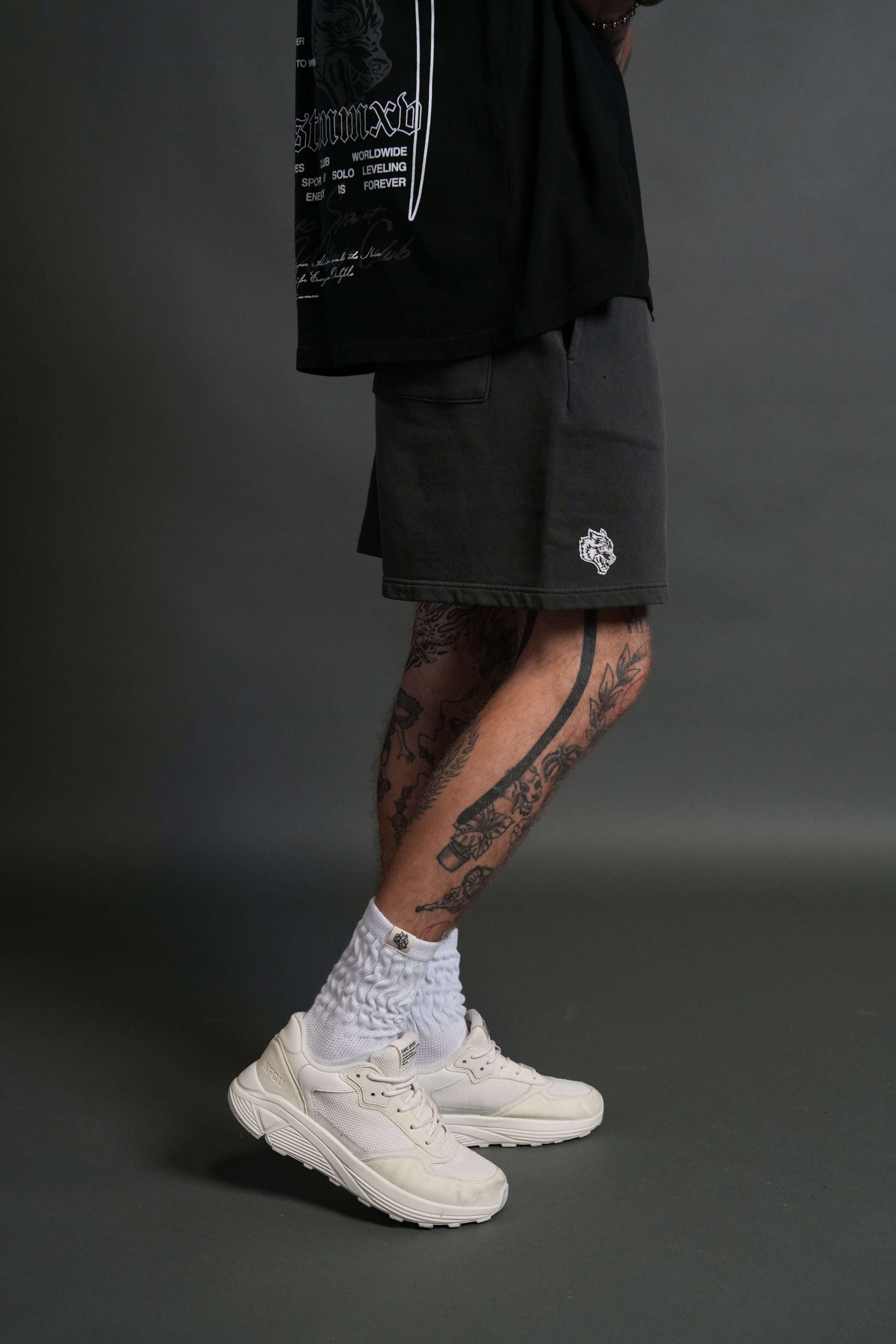 Box Patch Dual Post Lounge Sweat Shorts V2 in Wolf Gray — imagem 5