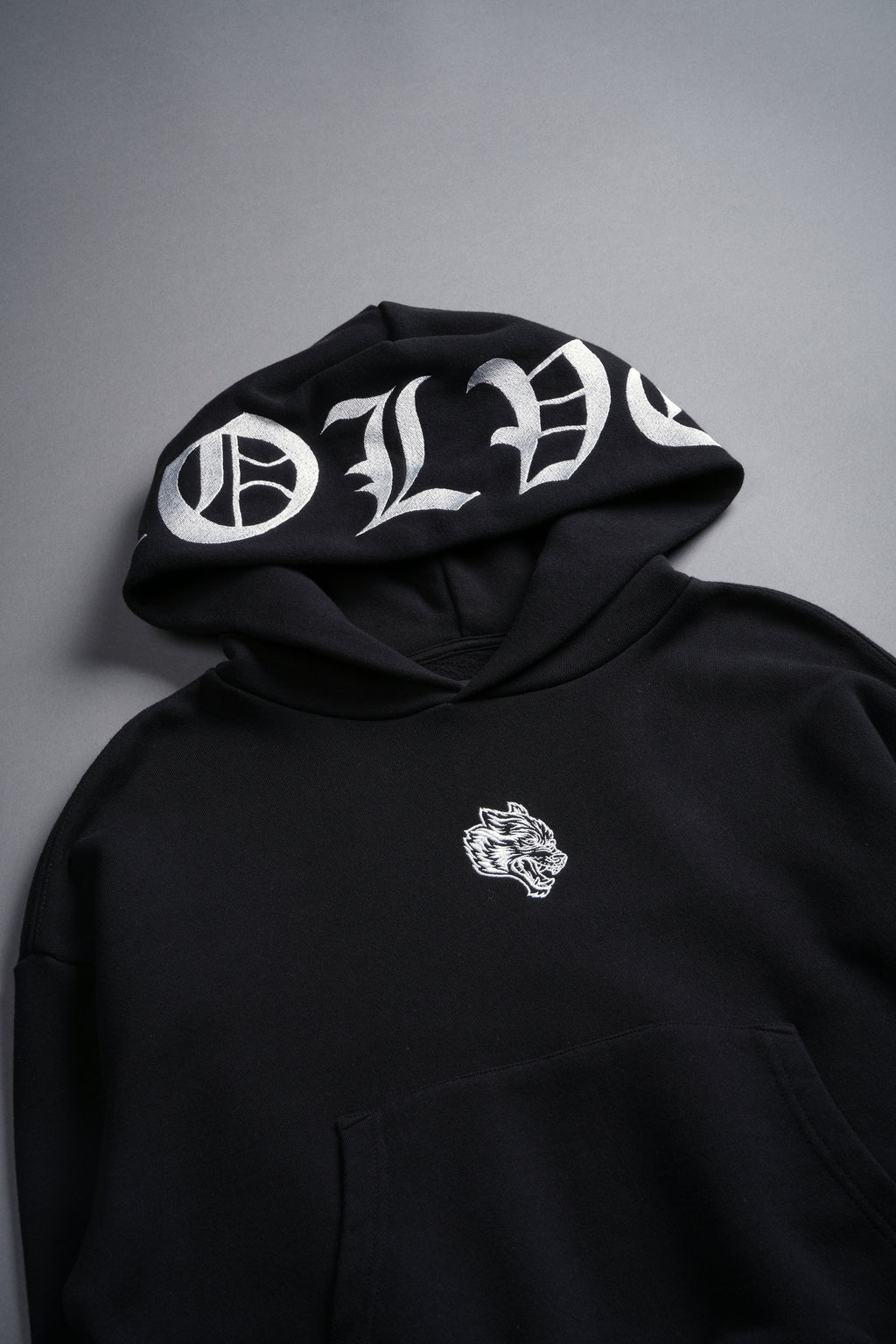 Chopper "Owen" (Cropped) Hoodie in Black — imagem 10