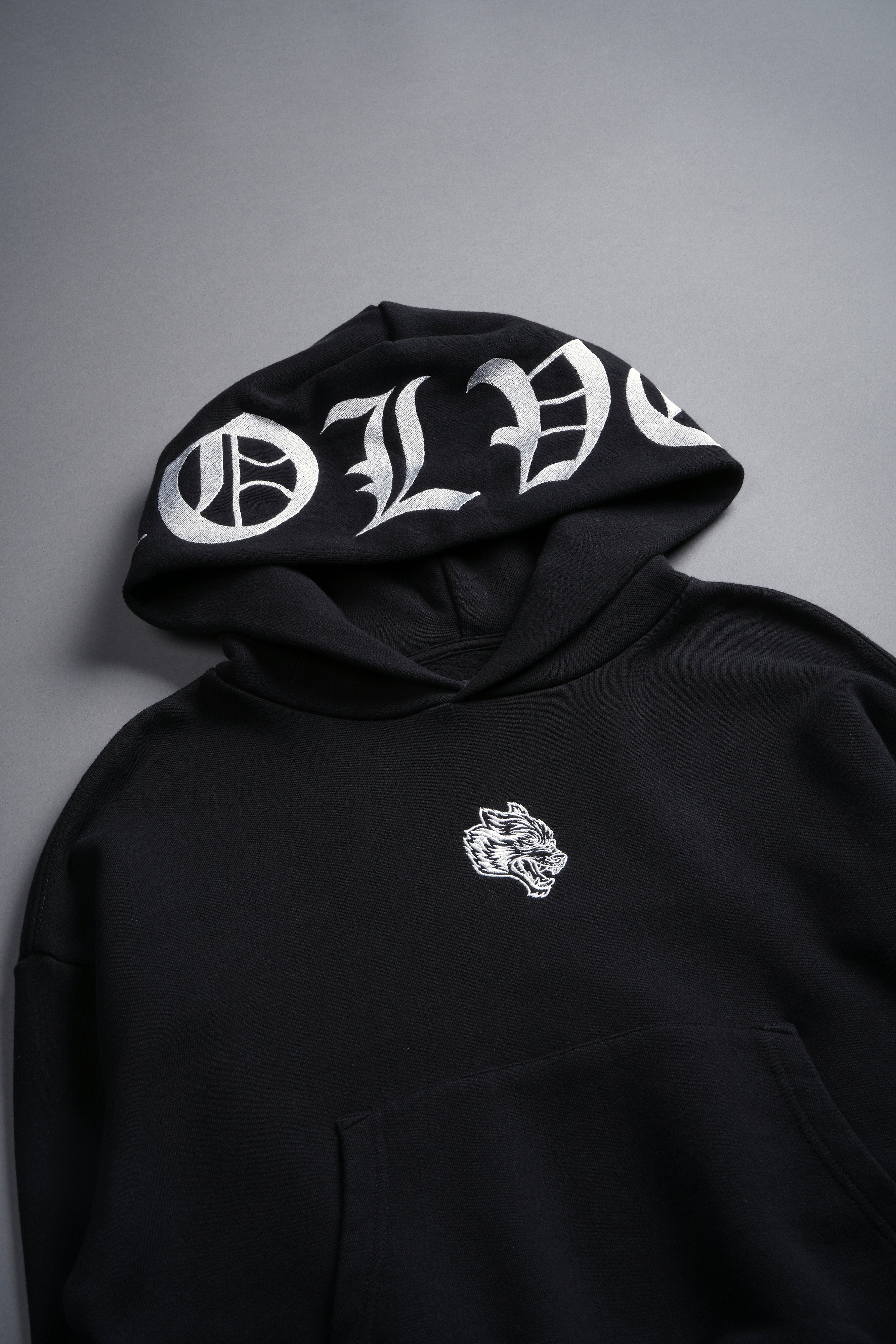 Chopper "Owen" (Cropped) Hoodie in Black — imagem 10