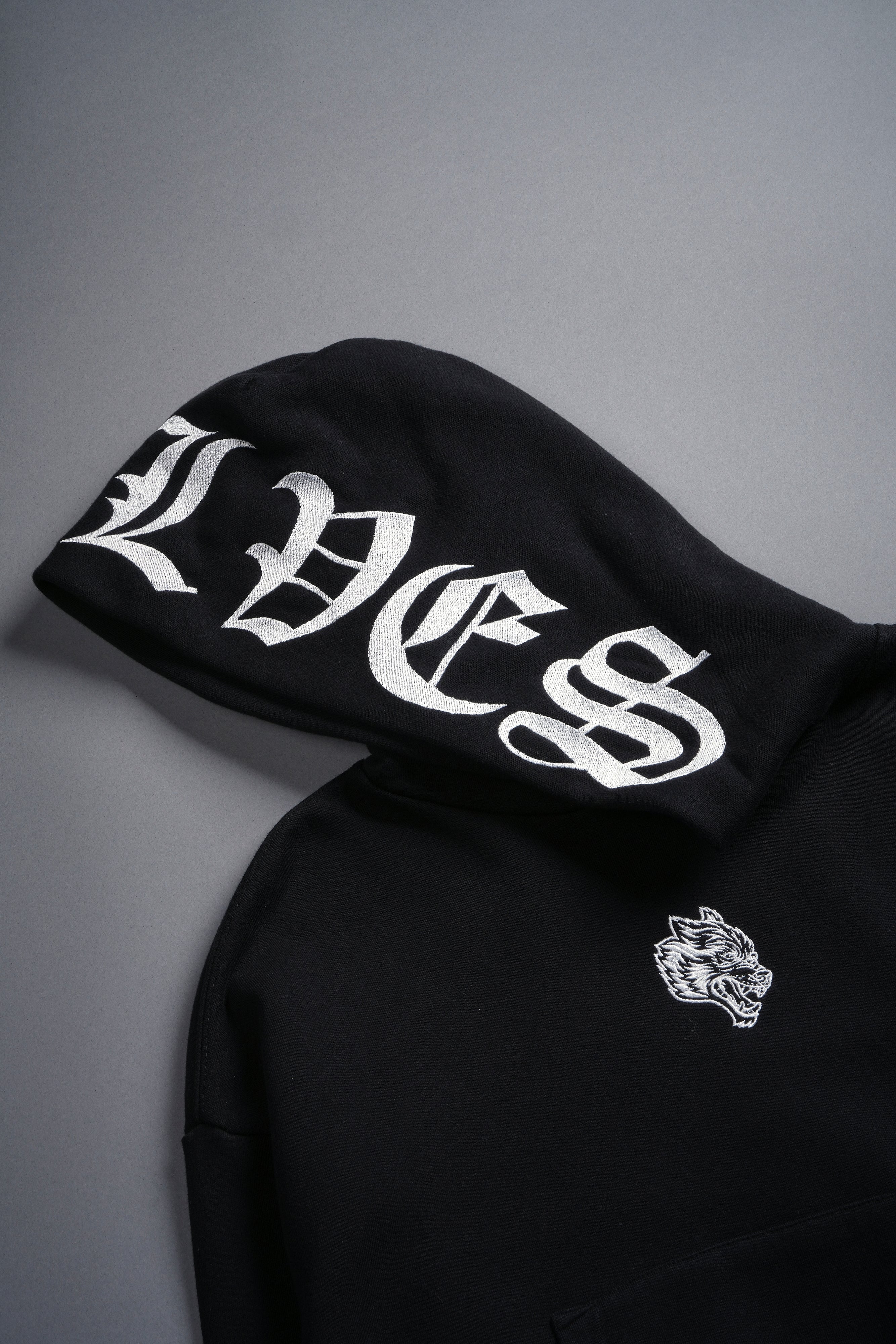 Chopper "Owen" (Cropped) Hoodie in Black — imagem 8