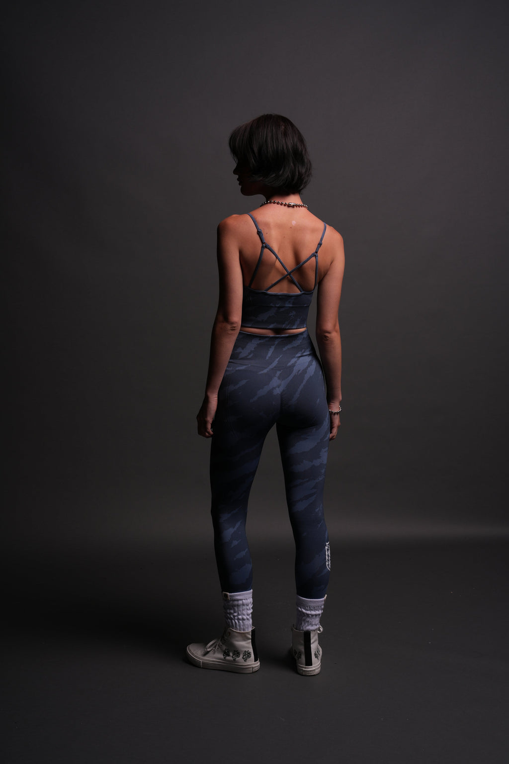 Single Wolf "Everson Seamless" Huxley Bra in Ocean Blue Native Camo — imagem 5