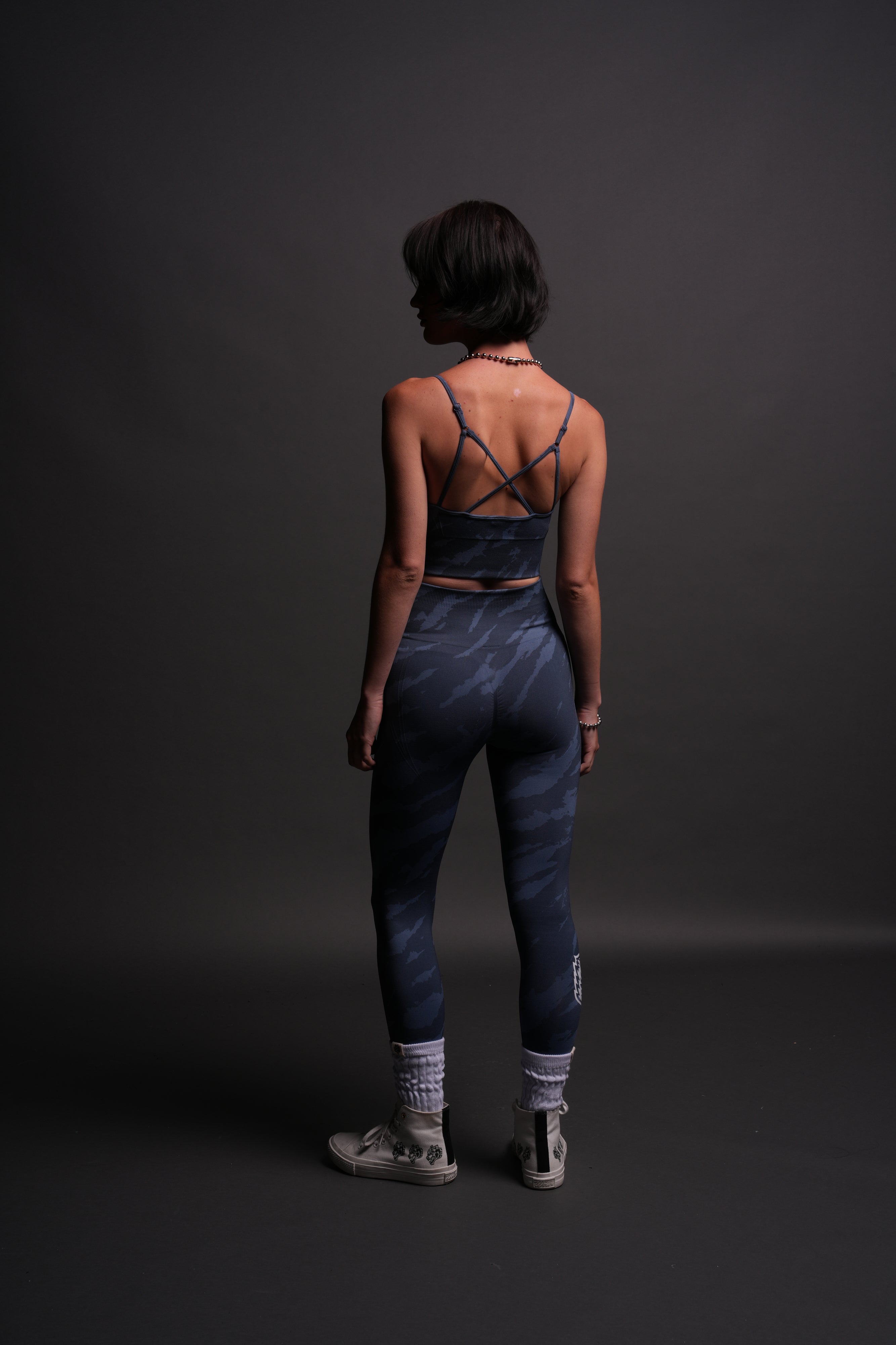 Single Wolf "Everson Seamless" Huxley Bra in Ocean Blue Native Camo — imagem 5