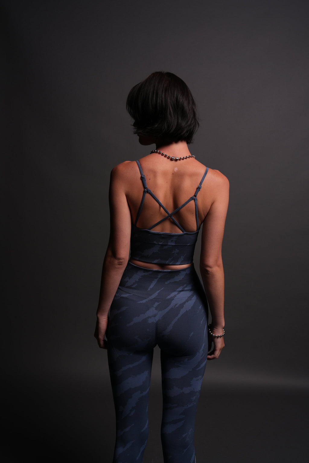 Single Wolf "Everson Seamless" Huxley Bra in Ocean Blue Native Camo — imagem 2