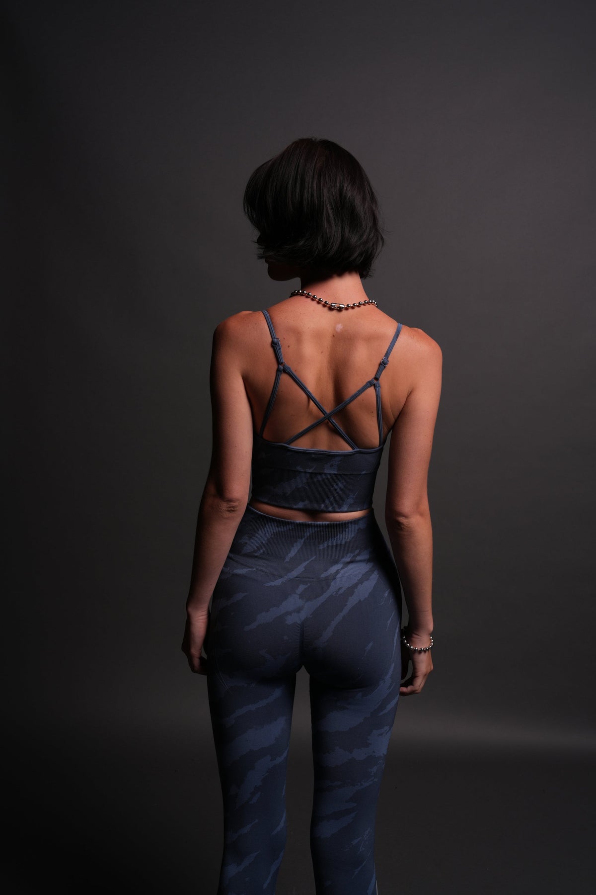 Single Wolf "Everson Seamless" Huxley Bra in Ocean Blue Native Camo - imagem 2