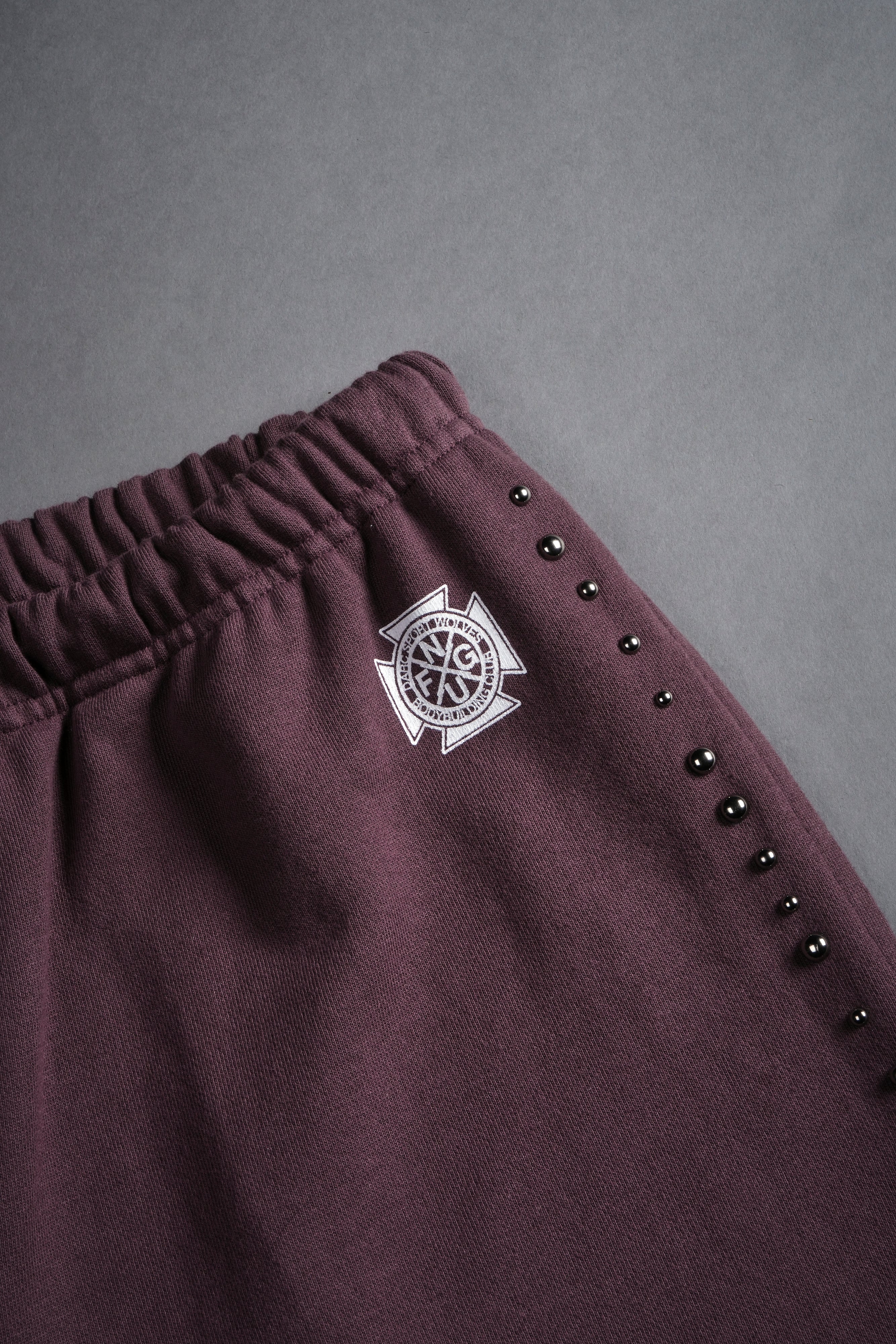 Our Energy Stud Lounger Sweat Pants in Darc Purple — imagem 4