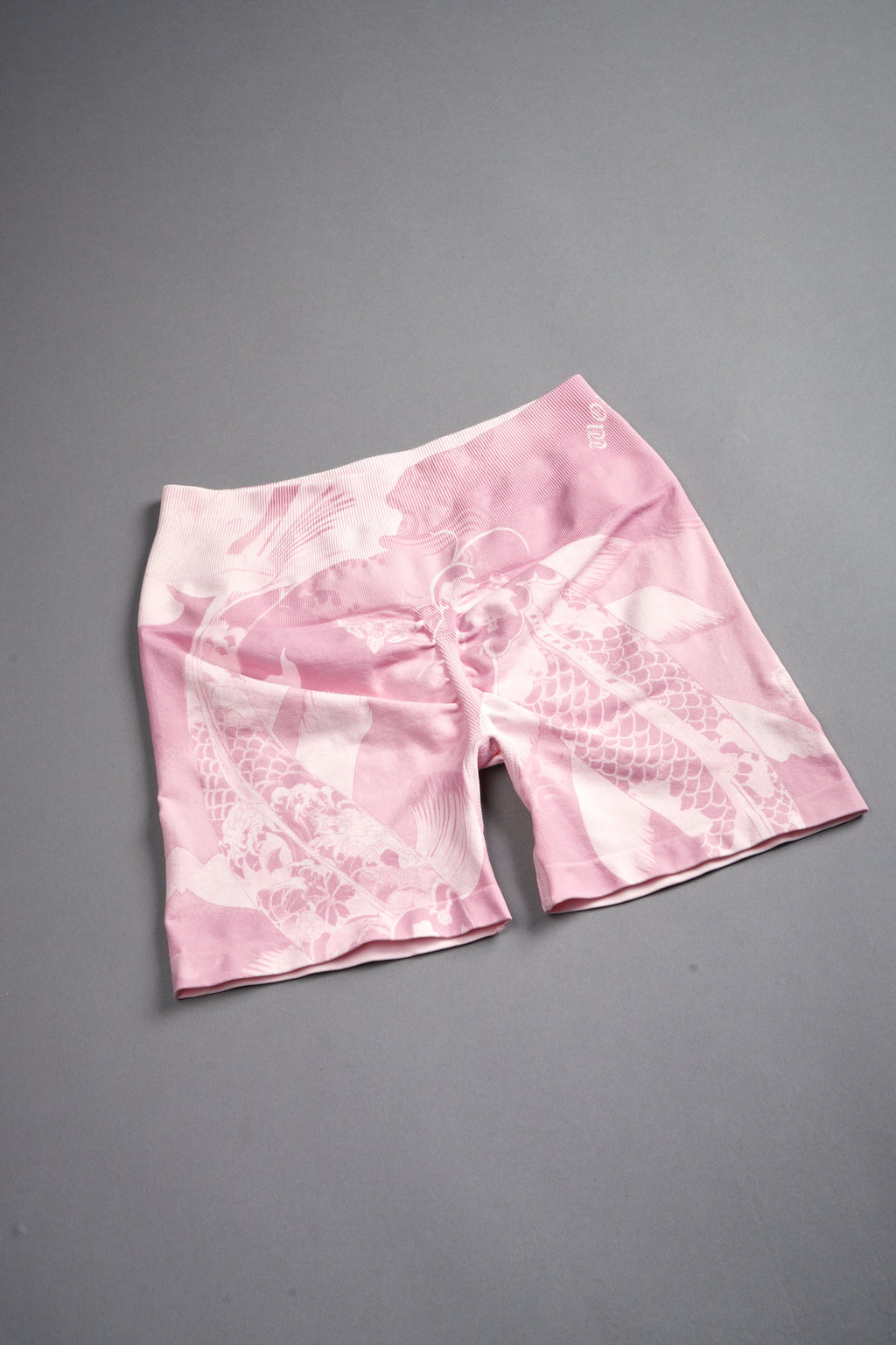 Darc Koi Harlow Soft Seamless Shorts in Serenity Pink — imagem 7