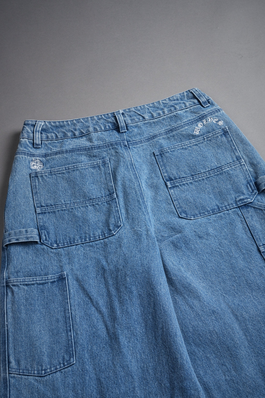 Sakura Forever Wide Leg Carpenter Denim in Light Wash — imagem 5