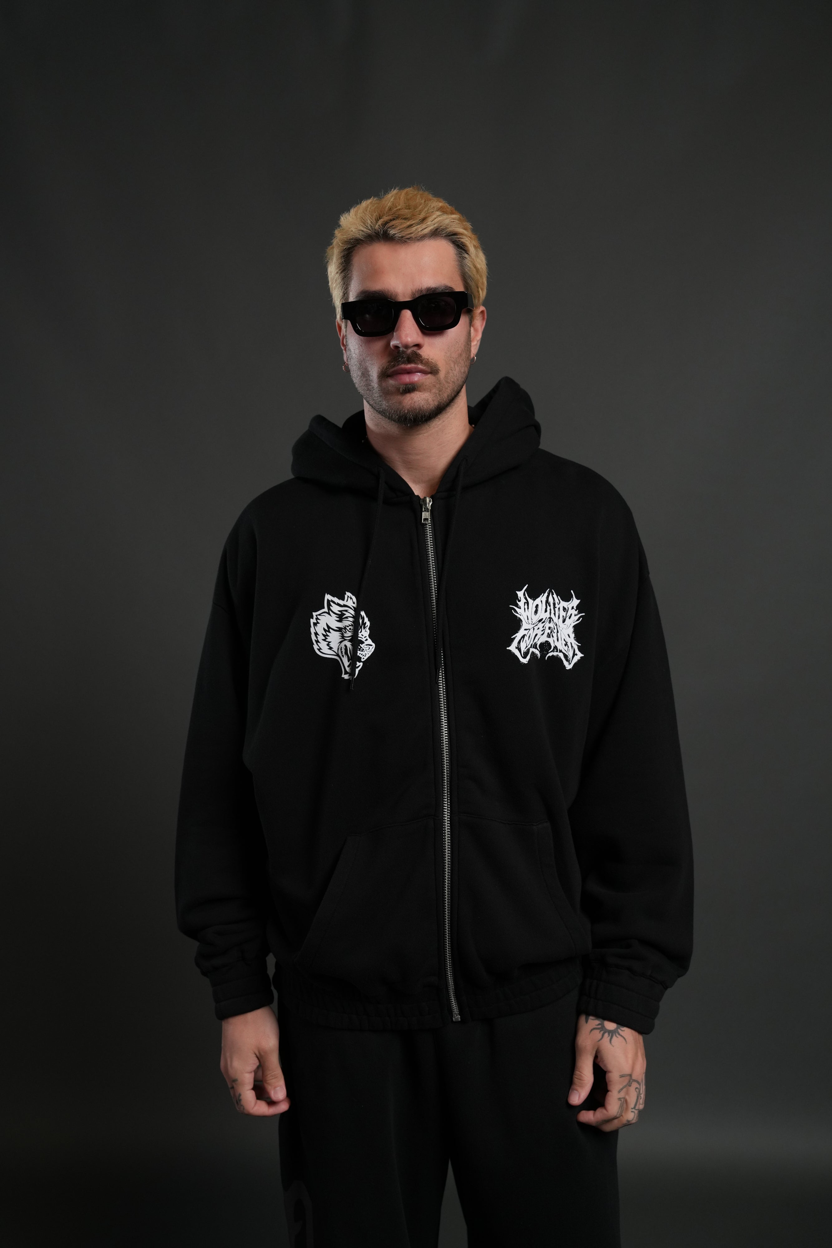 Sheer Loyalty "Chambers" Zip Hoodie in Black — imagem 7
