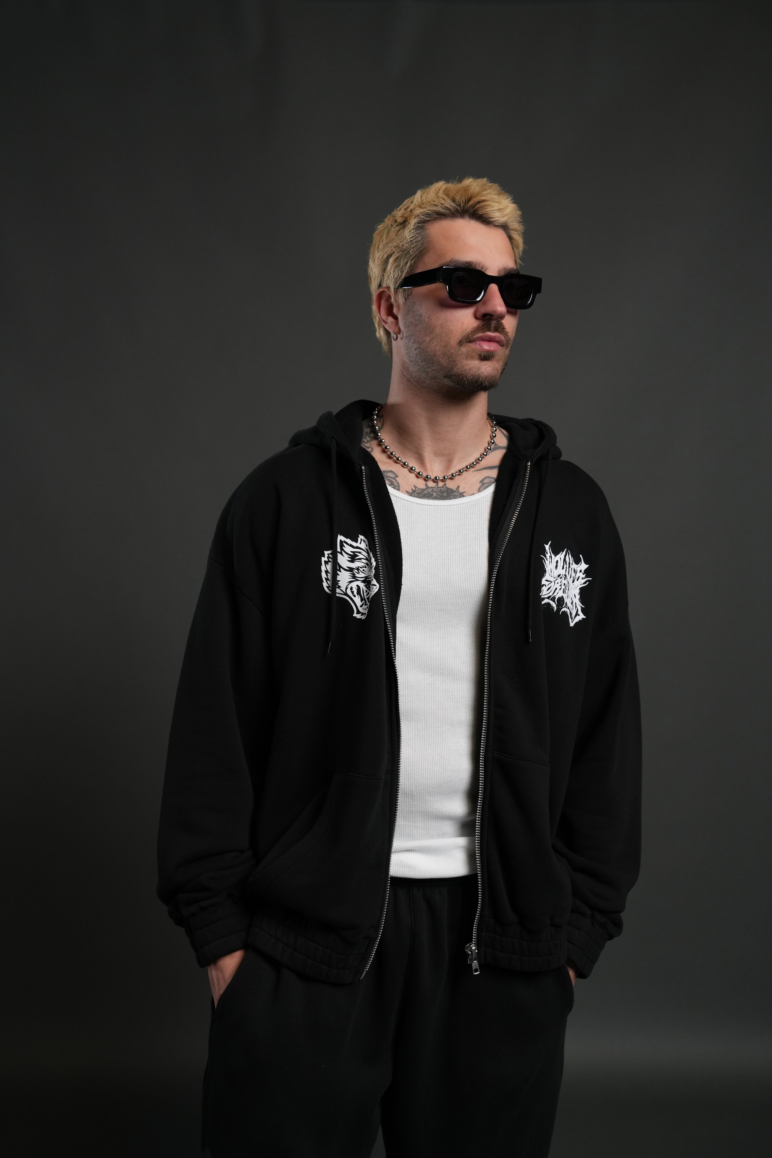 Sheer Loyalty "Chambers" Zip Hoodie in Black — imagem 2