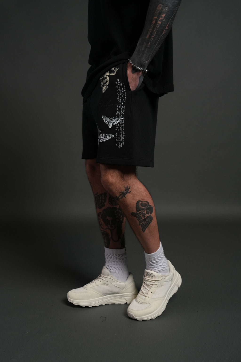 Hollow Virtue Post Lounge Sweat Shorts in Black — imagem 4