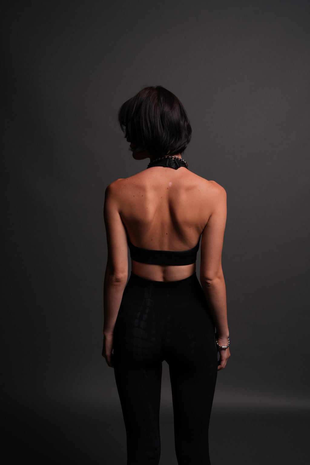 Chopper "Everson Seamless" Halter Bra in Black Tonal Serpent — imagem 2