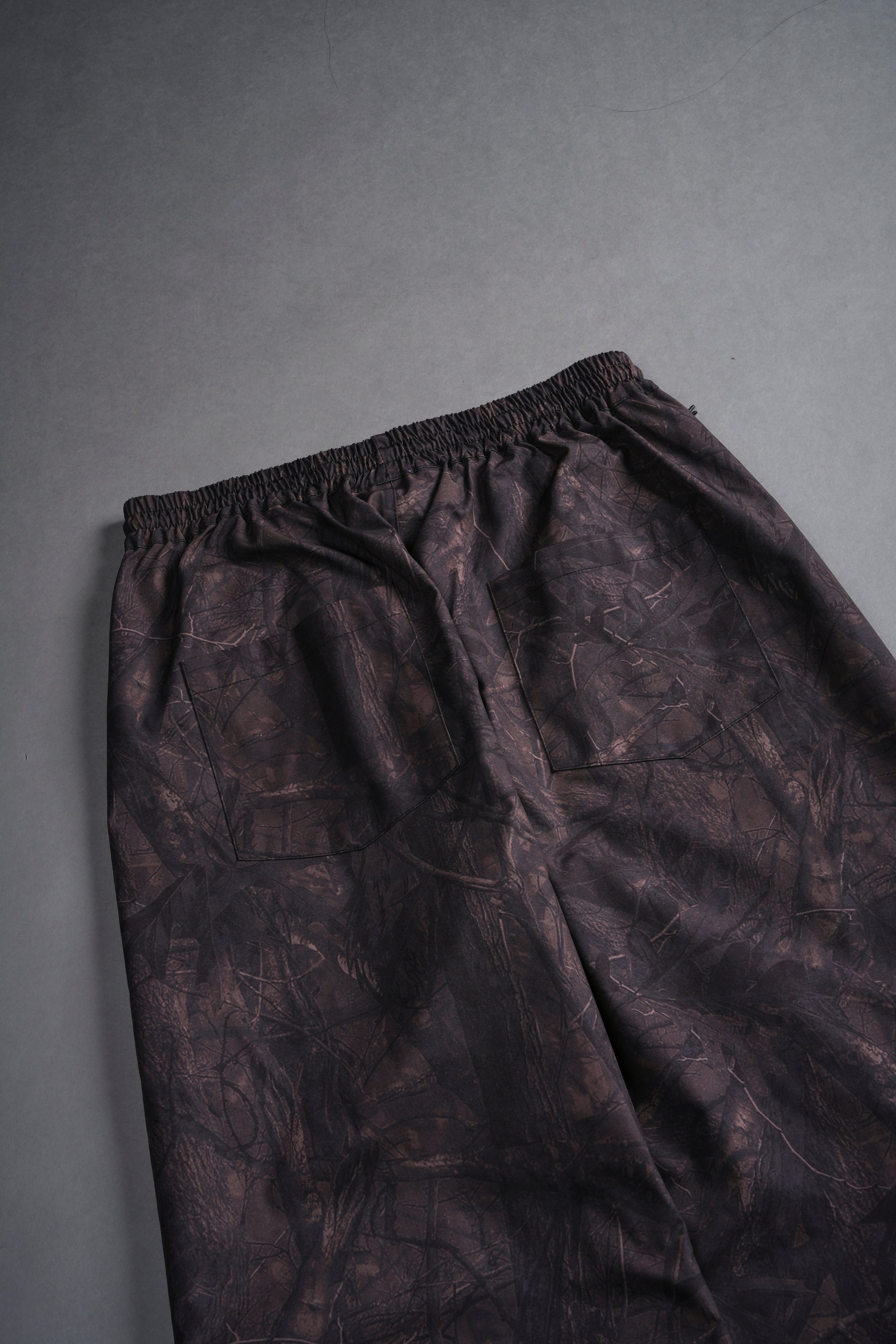 Dual Brolic Unisex Track Pants in Brown Driftwood Forest Camo — imagem 7