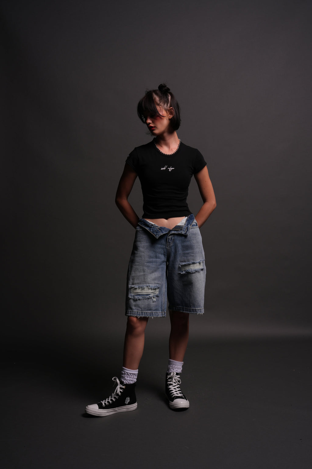 SSDD NFGU "Baby" Tee in Black — imagem 3