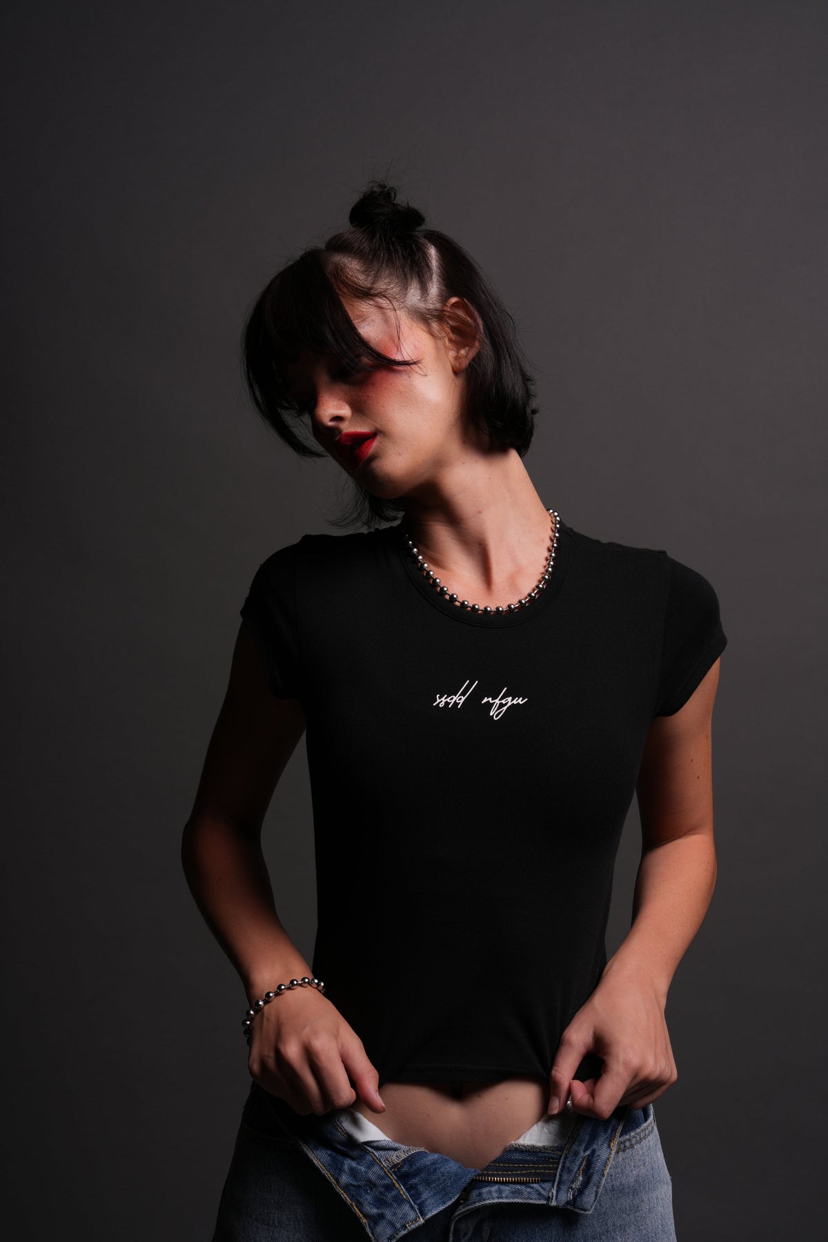 SSDD NFGU "Baby" Tee in Black - imagem 1