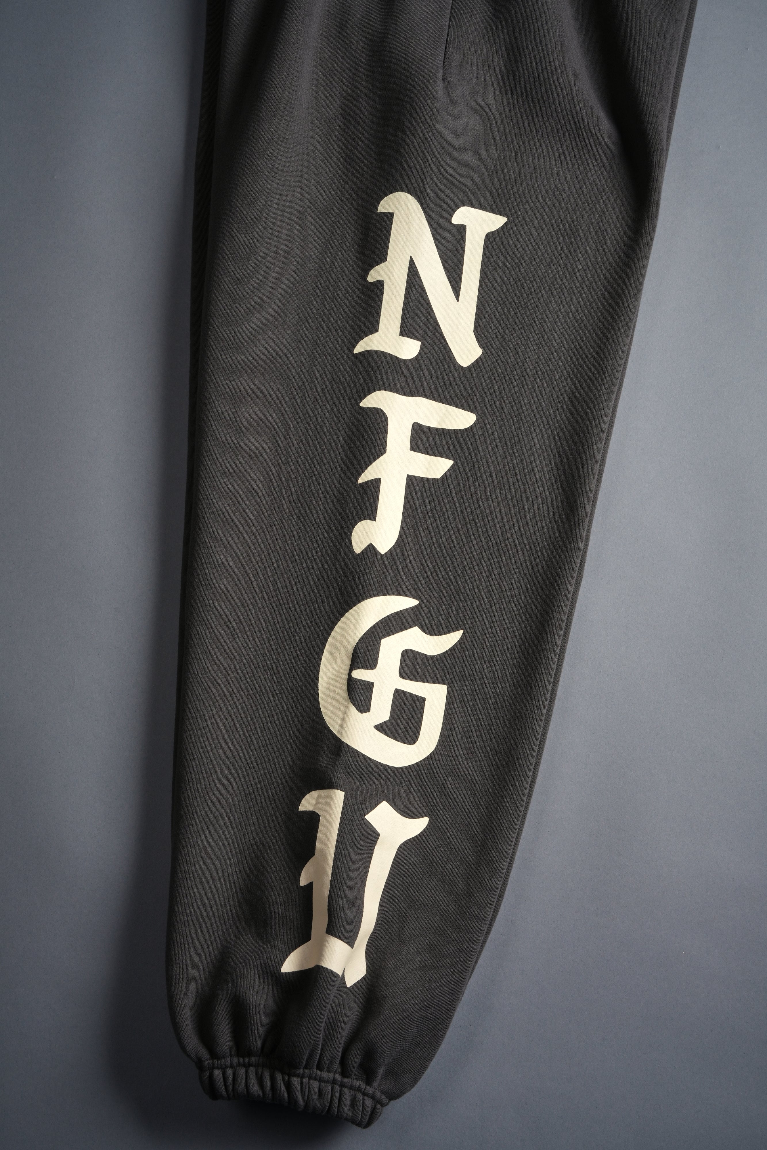 Stone Code Lightweight Lounger Sweat Pants in Wolf Gray — imagem 12