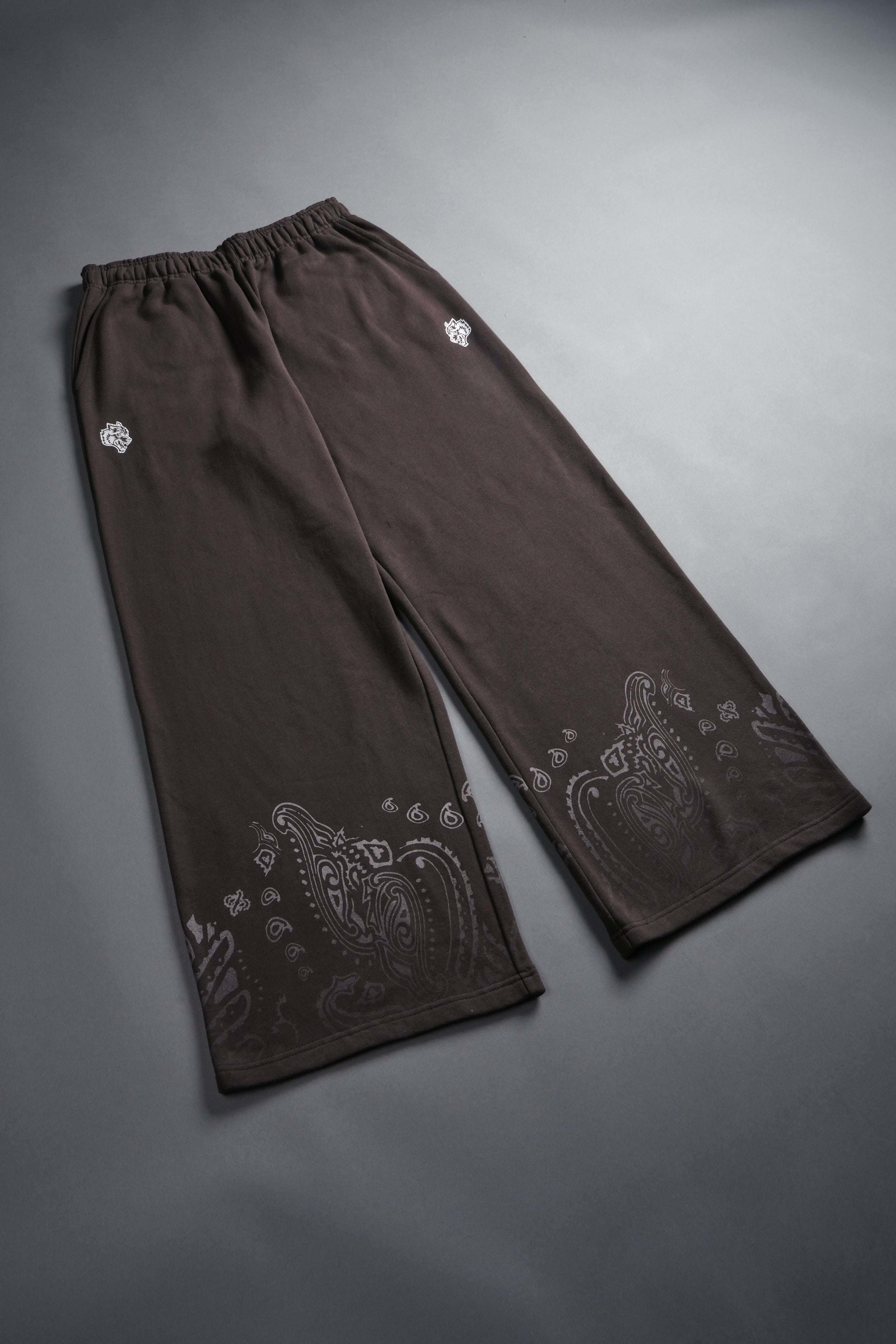 Western V2 Lennox Sweat Pants in Darc Brown — imagem 6