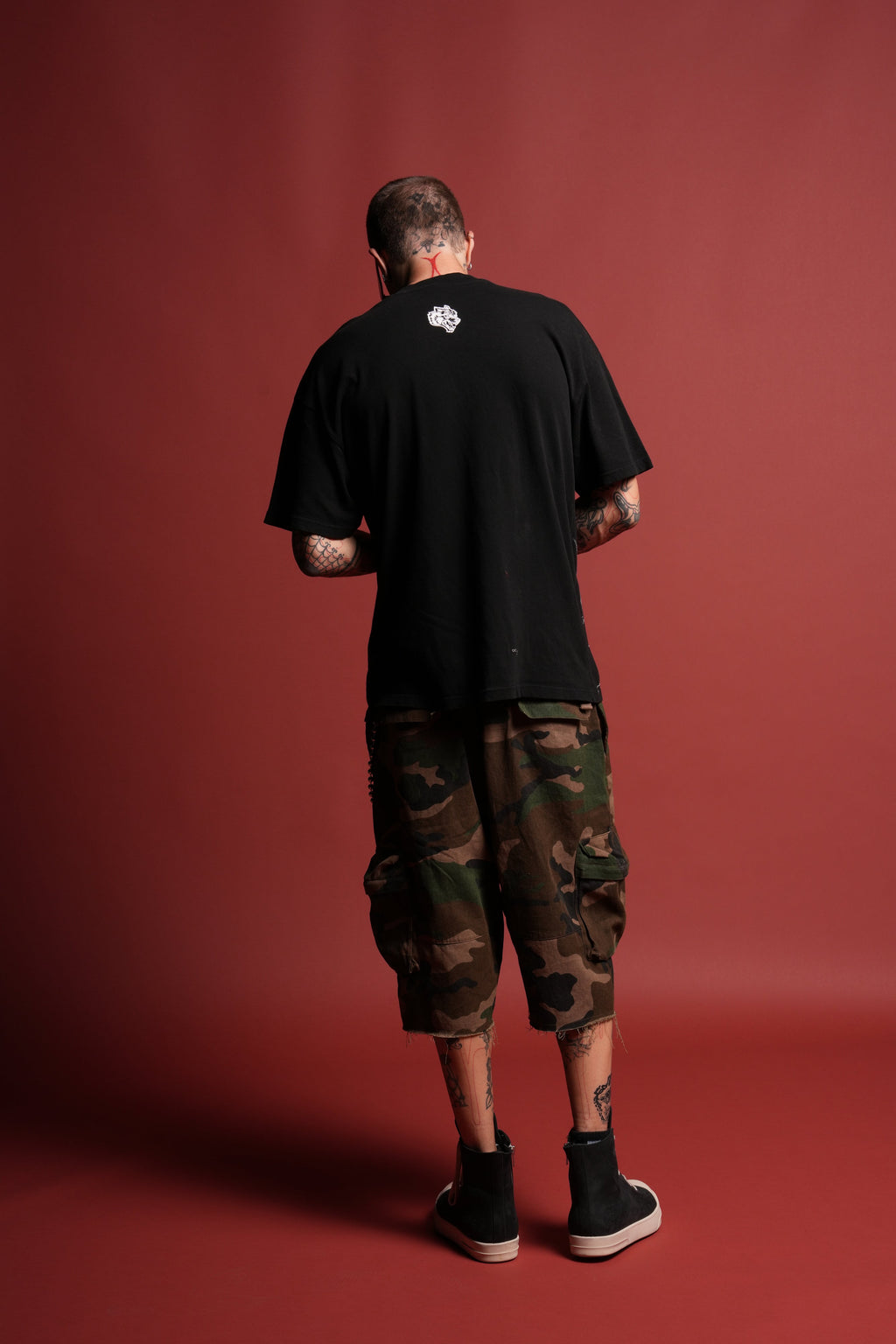 Cat Got Your Tongue Premium Oversized Tee in Black