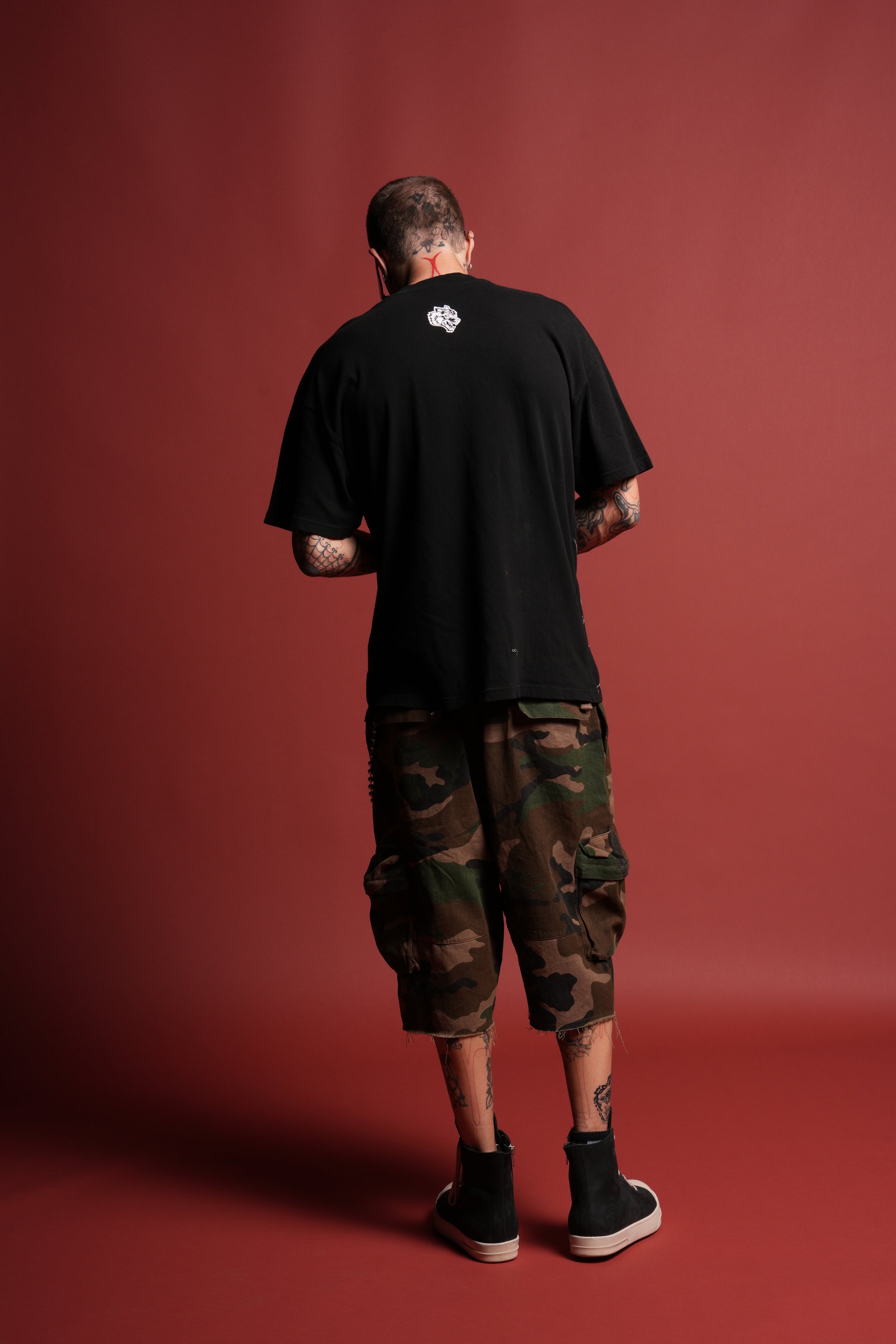Cat Got Your Tongue Premium Oversized Tee in Black