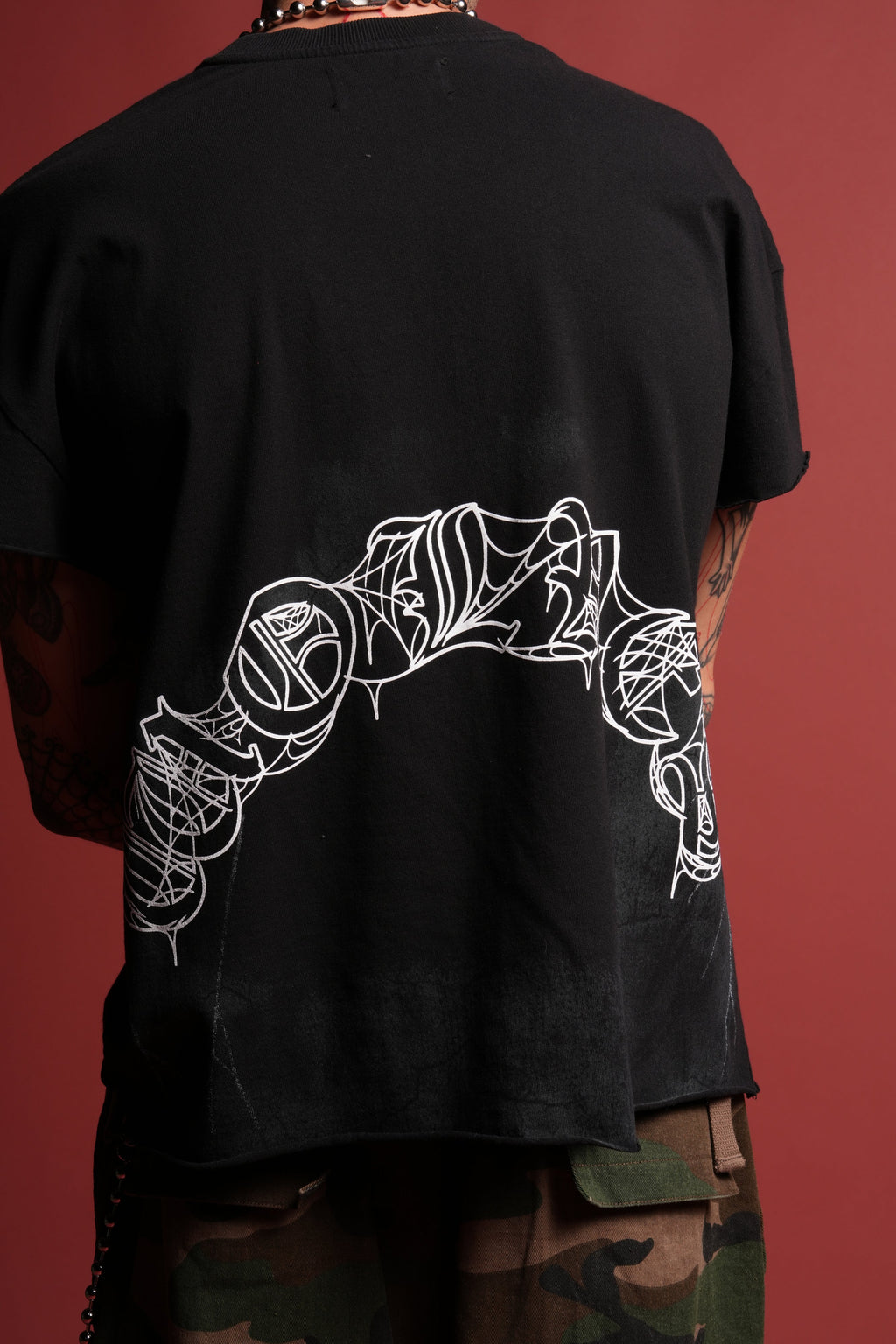 Web Of Darkness Grunge Mid Length Raw Hem Cap Sleeve Tee in Black