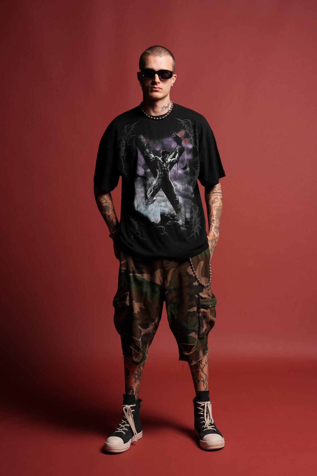 Wolverine Crucifix Premium Oversized Tee in Black