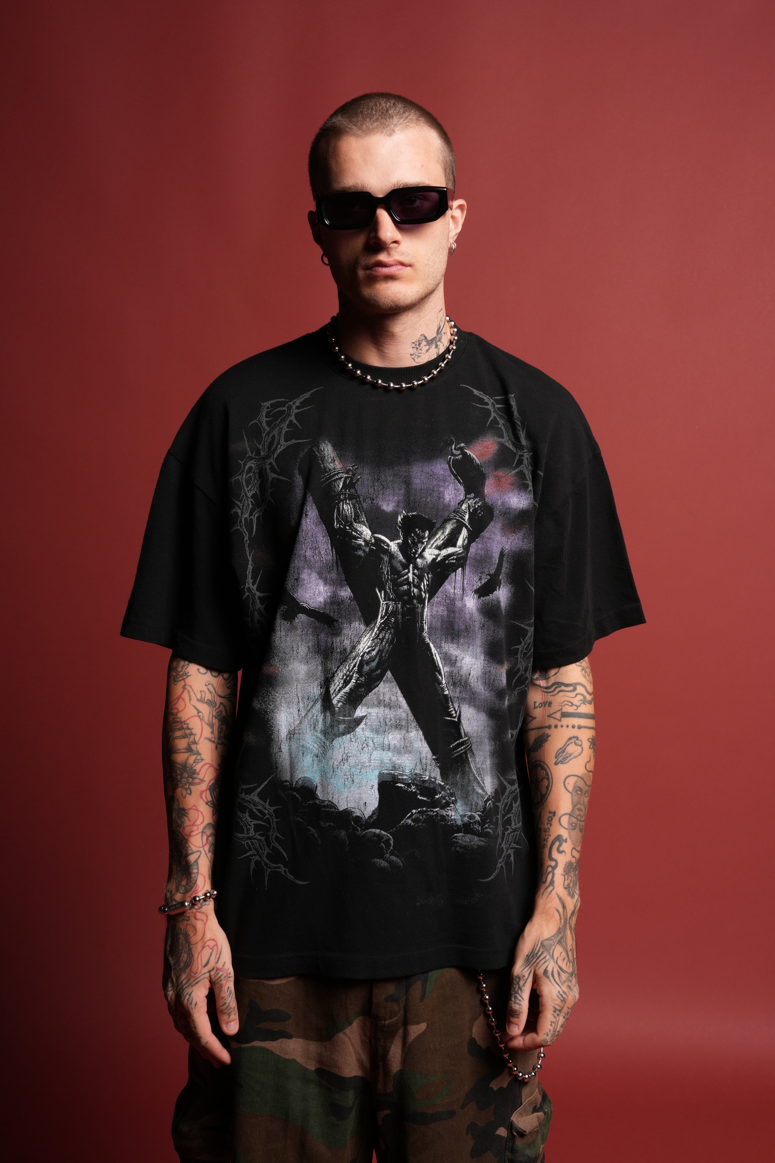 Wolverine Crucifix Premium Oversized Tee in Black