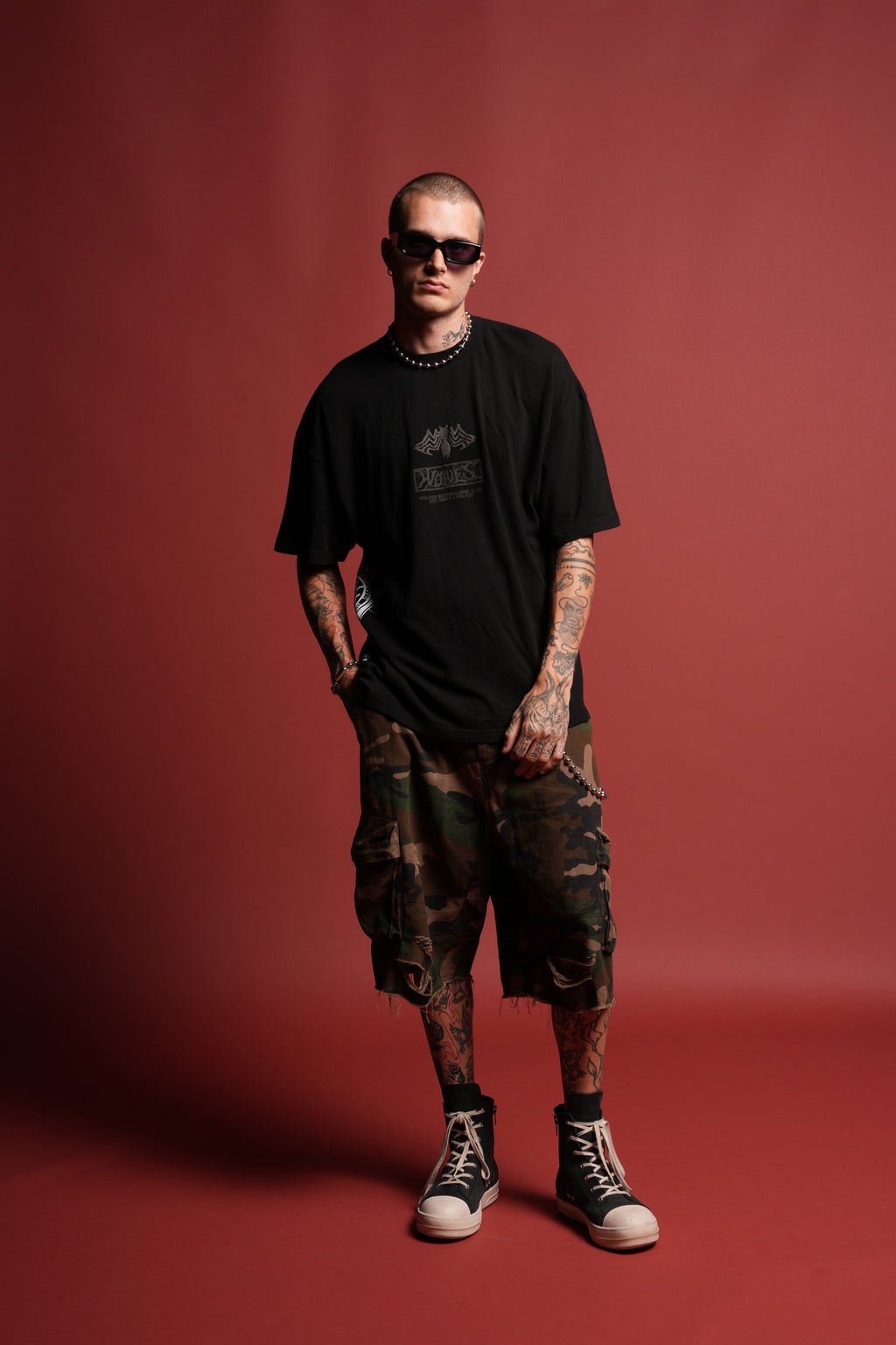 Venomous Side-By-Side Series Premium Oversized Tee in Black
