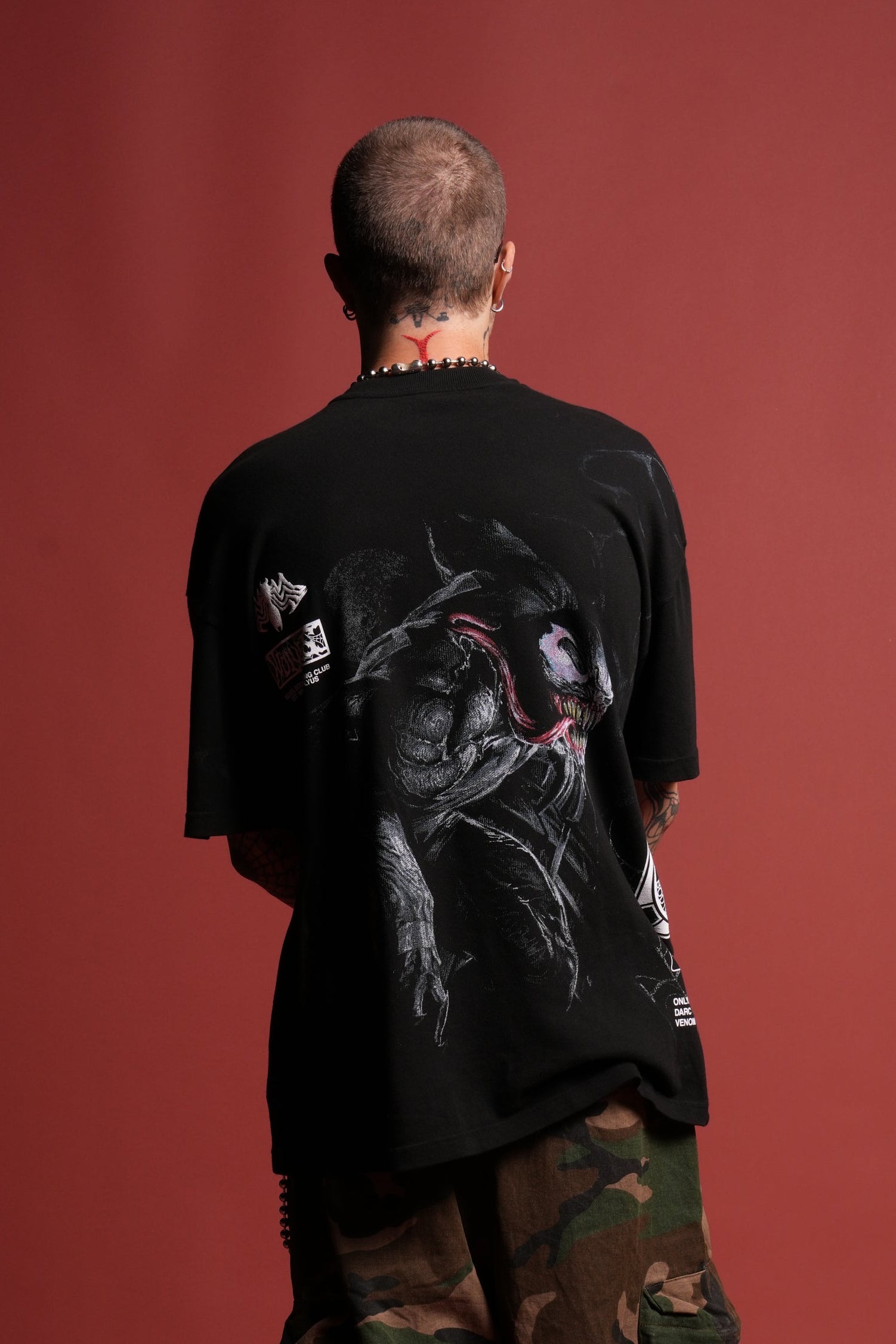 Venomous Side-By-Side Series Premium Oversized Tee in Black