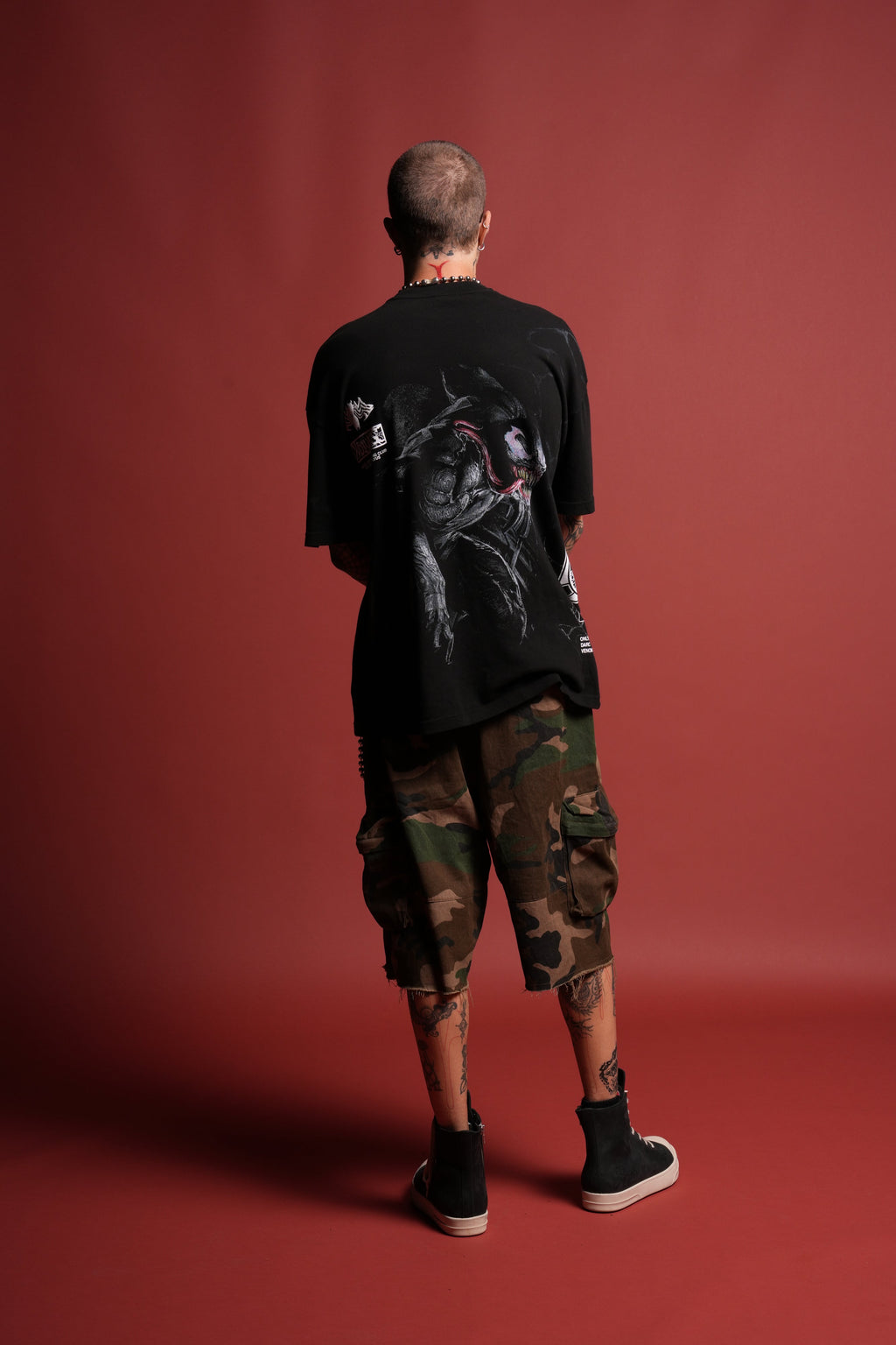Venomous Side-By-Side Series Premium Oversized Tee in Black