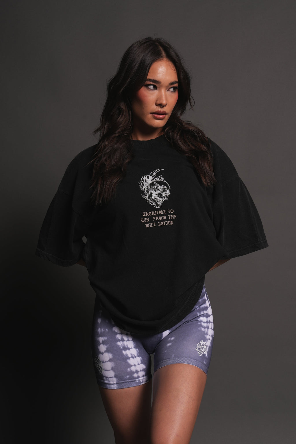 Flame Skull Premium Oversized Tee in Black — imagem 9