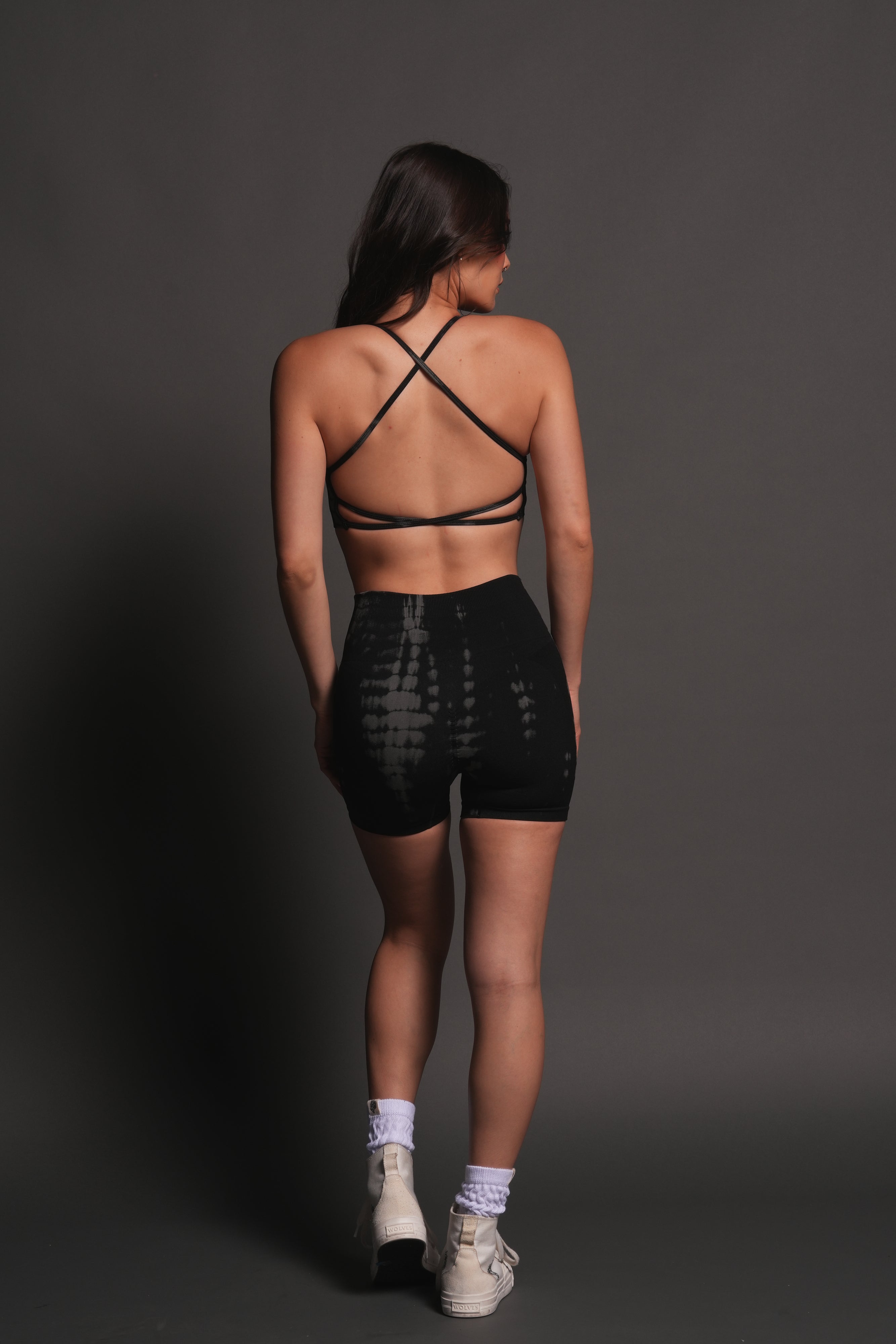 Chopper Alina Everson Seamless Bra in Black Tonal Serpent — imagem 5
