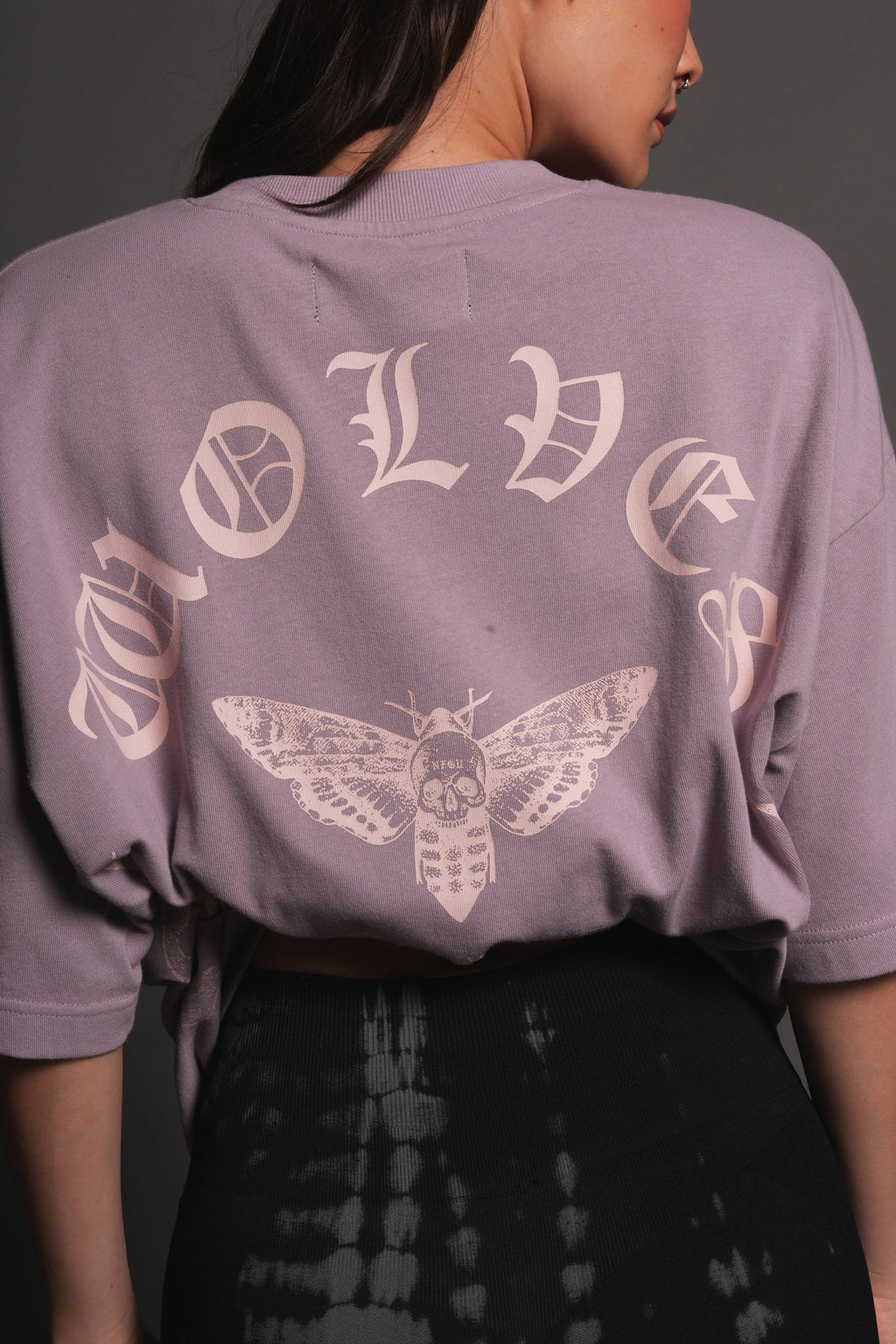 Wolves Never Back Down V2 Premium Oversized Tee in Purple Smoke — imagem 14