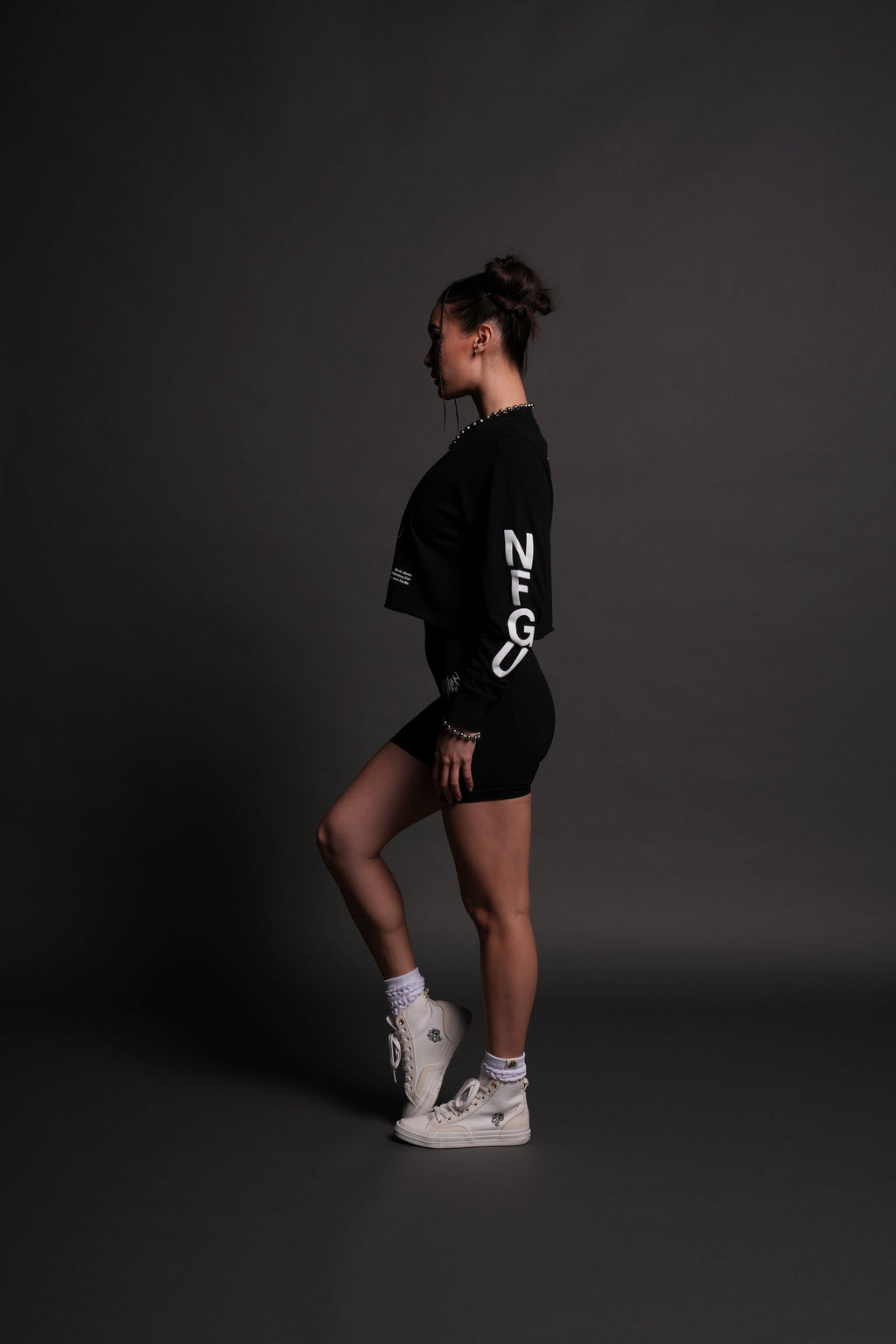Fighter "Premium" (Cropped) L/S Tee in Black - imagem 5