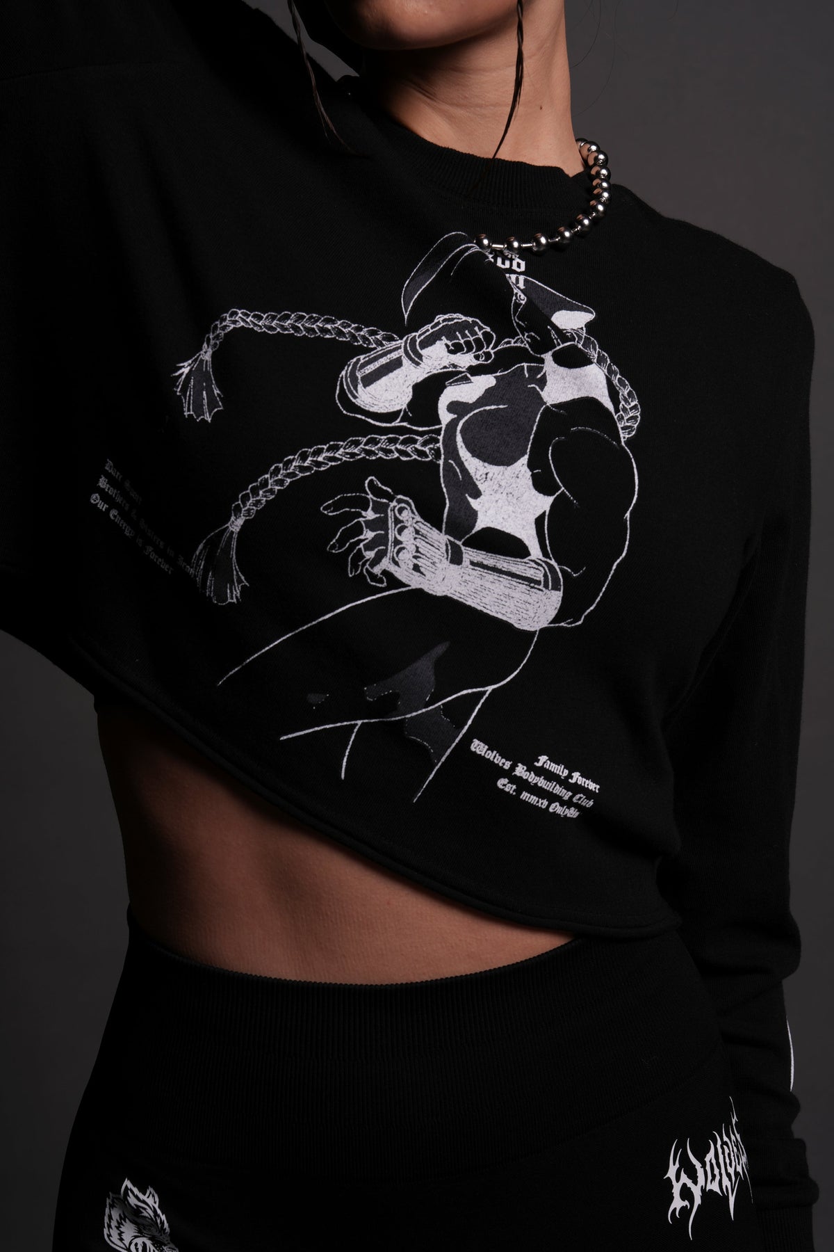 Fighter "Premium" (Cropped) L/S Tee in Black - imagem 16