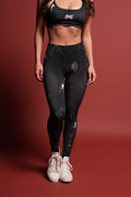 Dual Wolf Hadley Soft Seamless Leggings in She Web Black