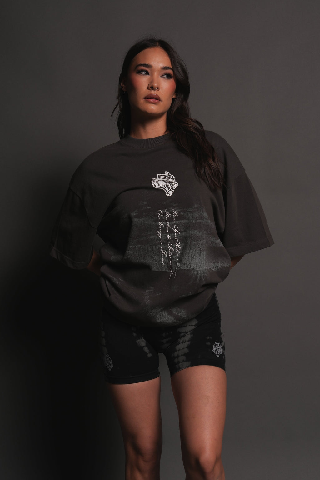 Our Journey Premium Oversized Tee in Wolf Gray — imagem 9