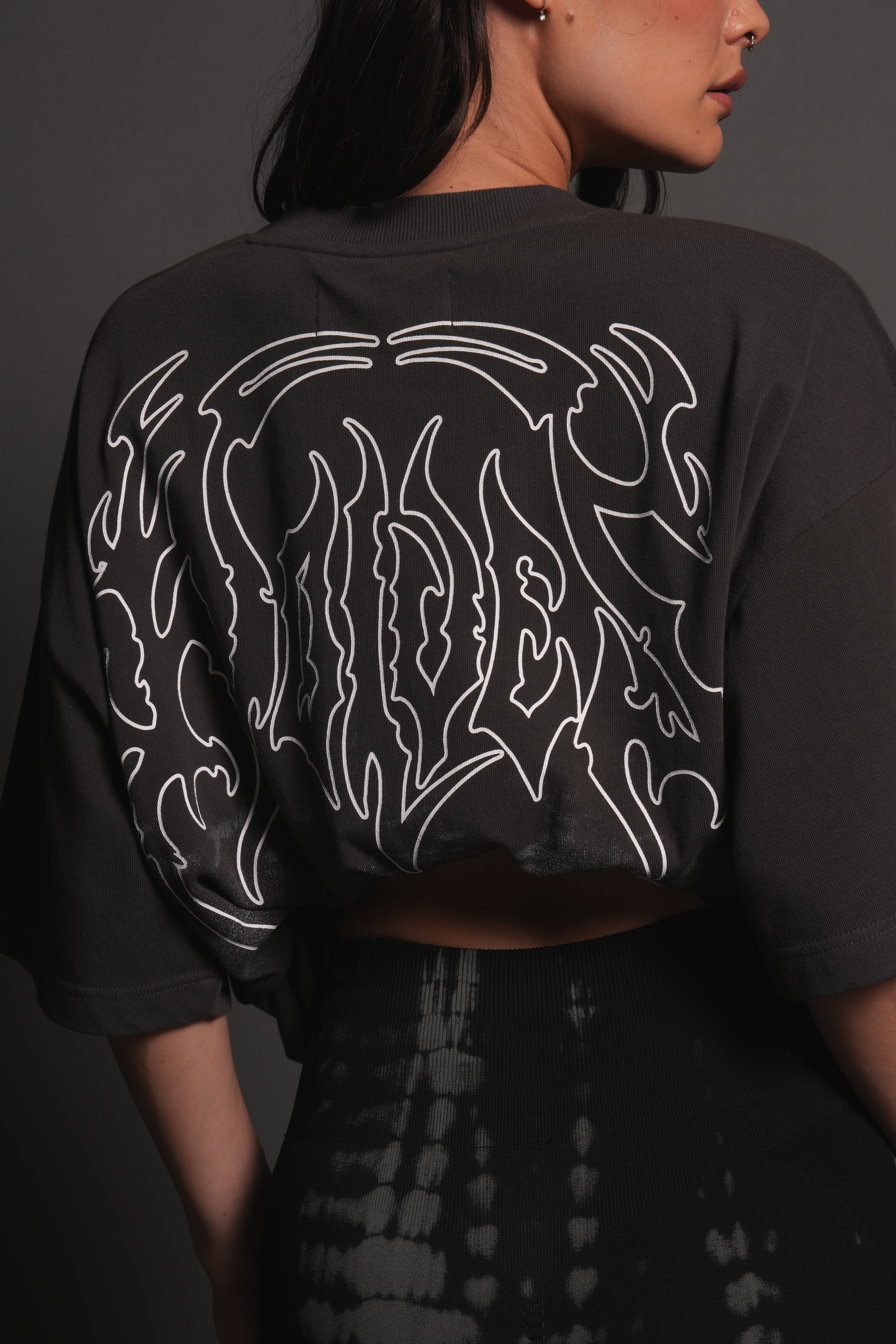 Our Journey Premium Oversized Tee in Wolf Gray — imagem 14