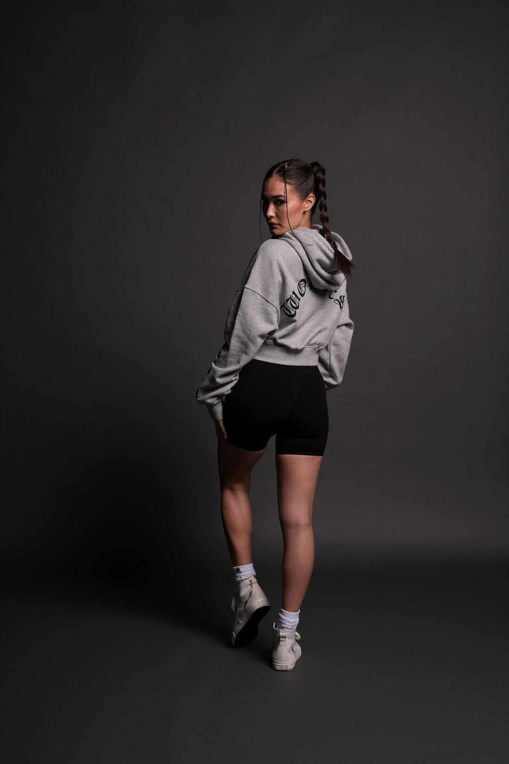 No Match "Ava" Hoodie in Light Athletic Gray - imagem 6