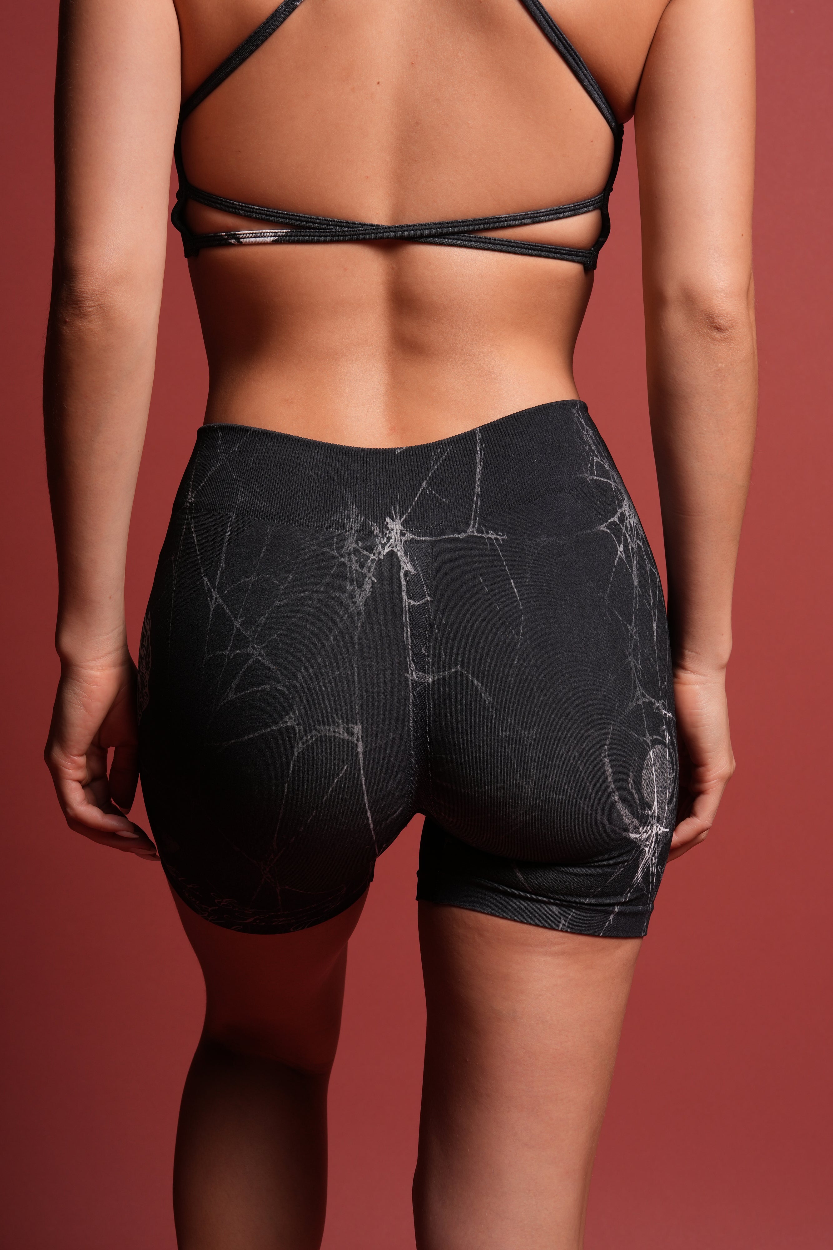 Dual Wolf Harlow Soft Seamless Shorts in She Web Black