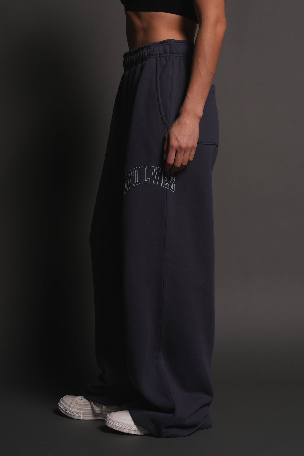 Loyalty Frvr Lennox Sweat Pants in Storm Blue — imagem 8
