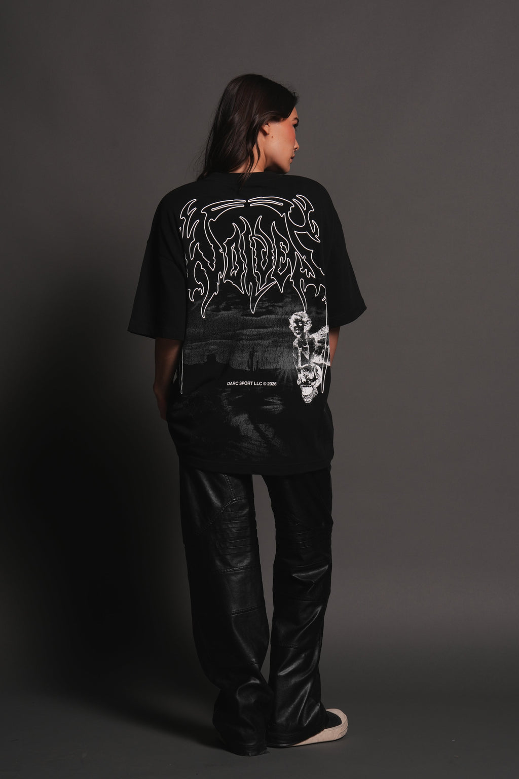 Our Journey Premium Oversized Tee in Black — imagem 12