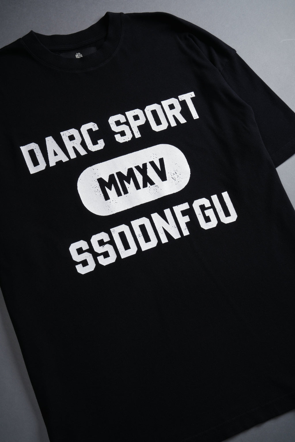 Wolves Forever "Premium Classic" Tee in Black — imagem 5