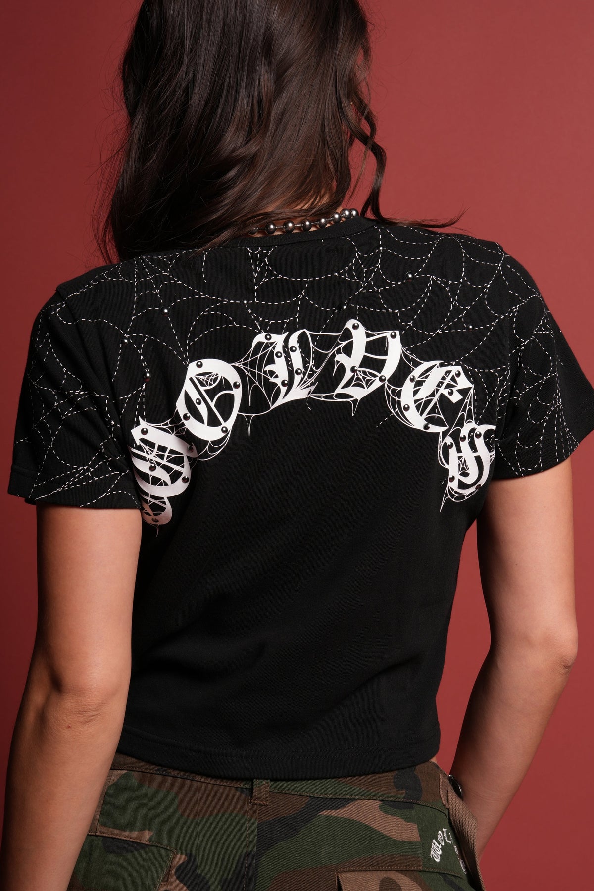 Sheshiko Web Timeless Tee in Black - imagem 5