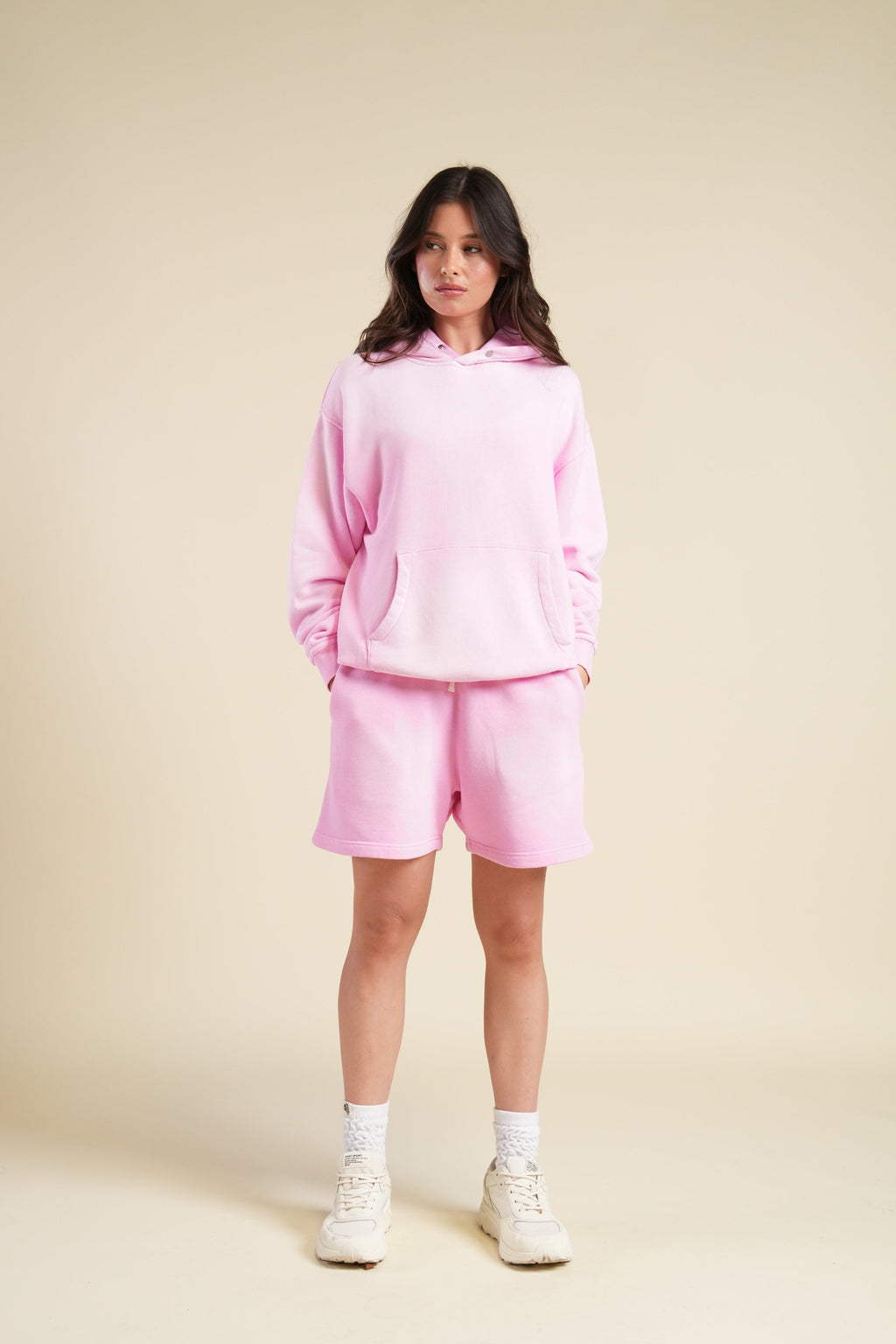 Back Cursive Wolves "Pierce" Hoodie in Pink Pearl Sun Fade — imagem 5