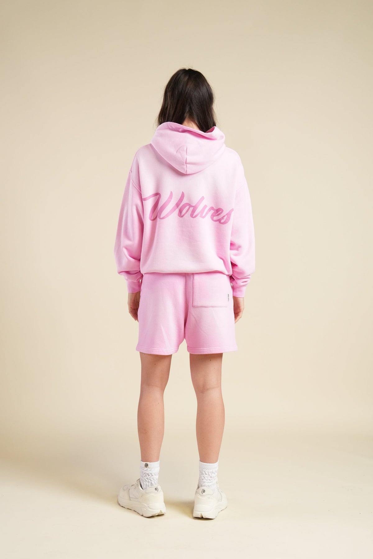 Back Cursive Wolves "Pierce" Hoodie in Pink Pearl Sun Fade — imagem 6