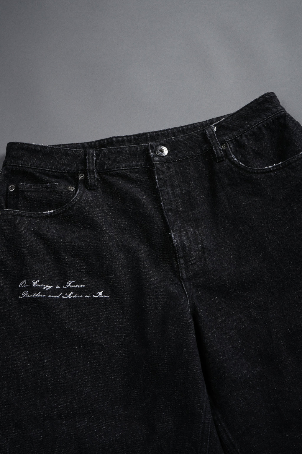 Sashiko Webs Ash Denim Jean Short in Black