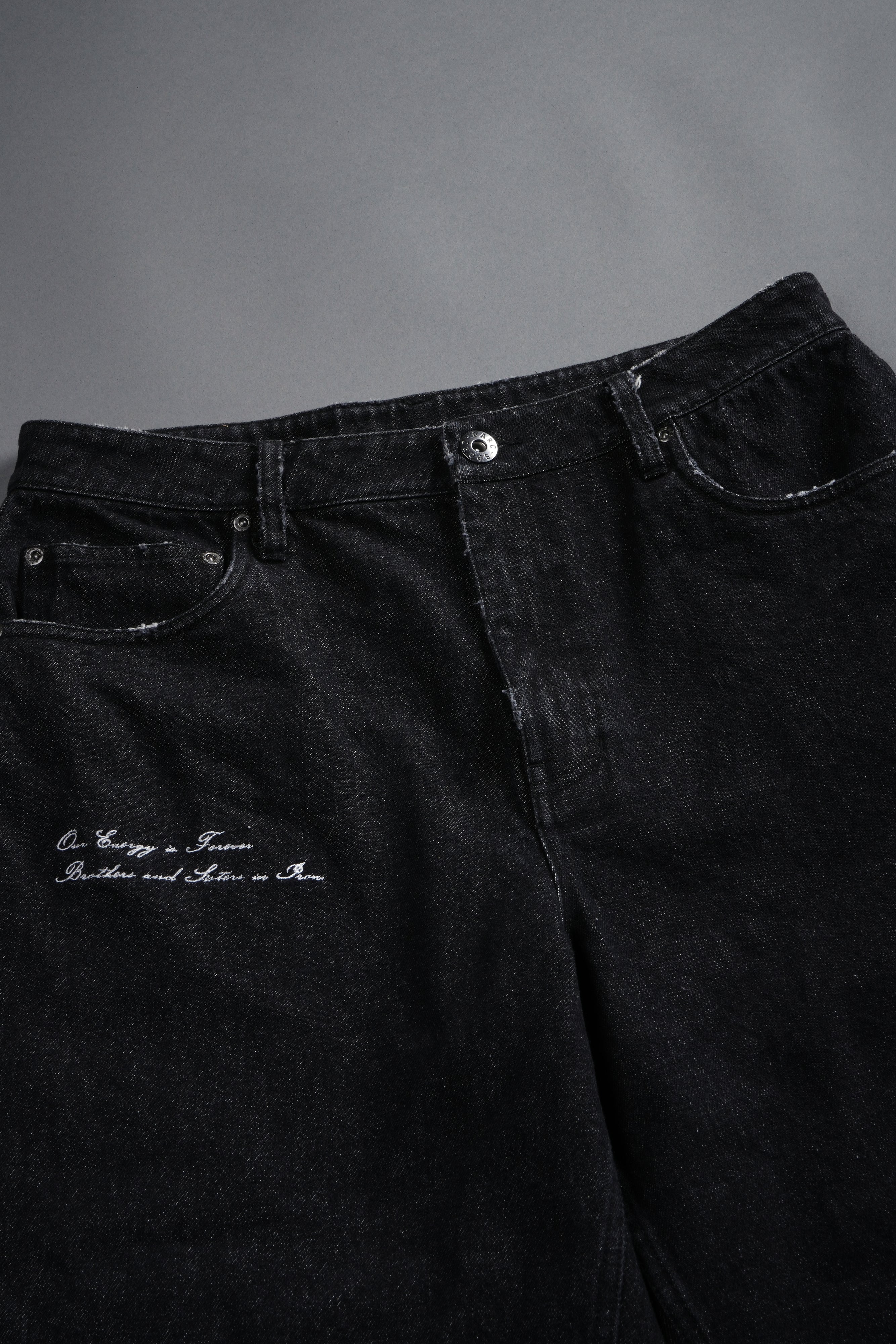 Sashiko Webs Ash Denim Jean Short in Black