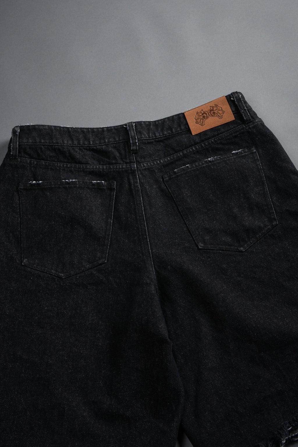 Sashiko Webs Ash Denim Jean Short in Black