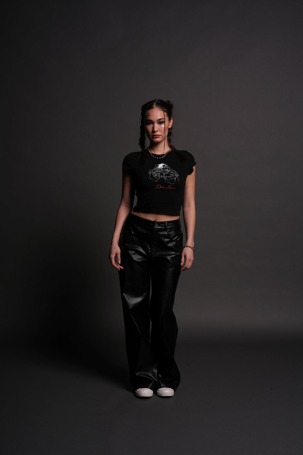 No Match "Baby" Tee in Black - imagem 7