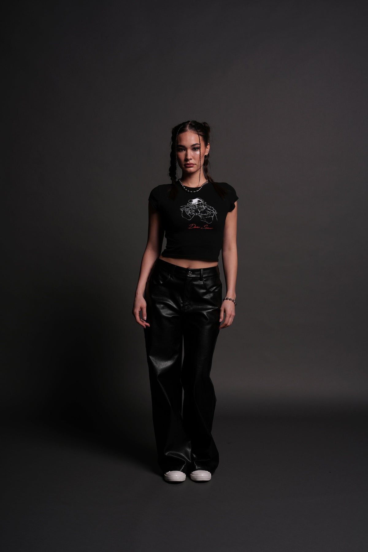 No Match "Baby" Tee in Black - imagem 7